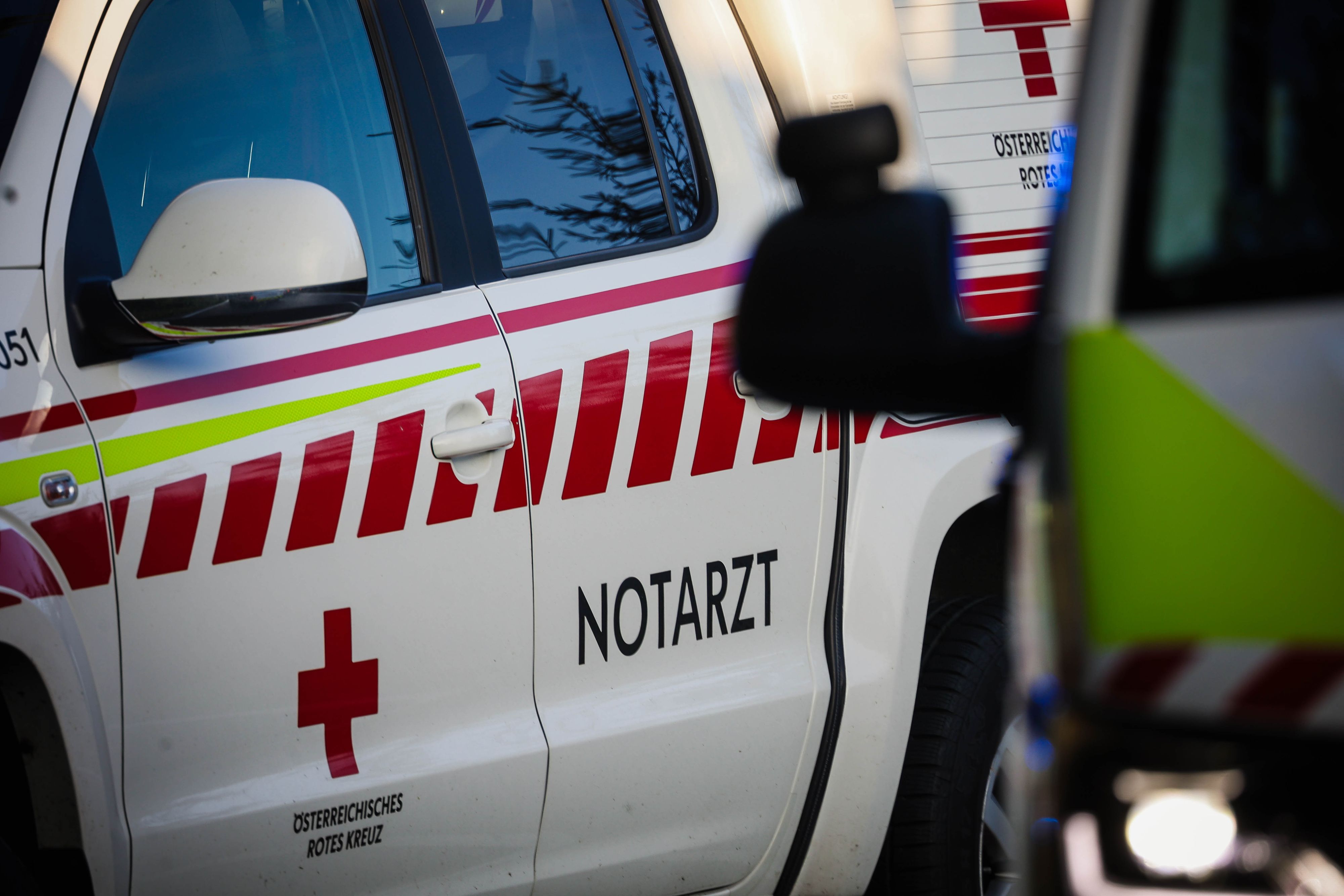 Für einen 39-Jährigen kam nach dem Unfall im Salzkammergut jede Hilfe zu spät. (Symbolbild)