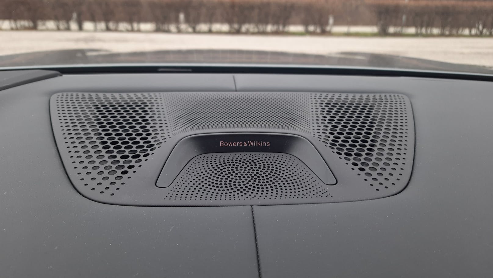 Musik-Liebhaber haben mit der Bowers&Wilkins-Anlage große Freude.