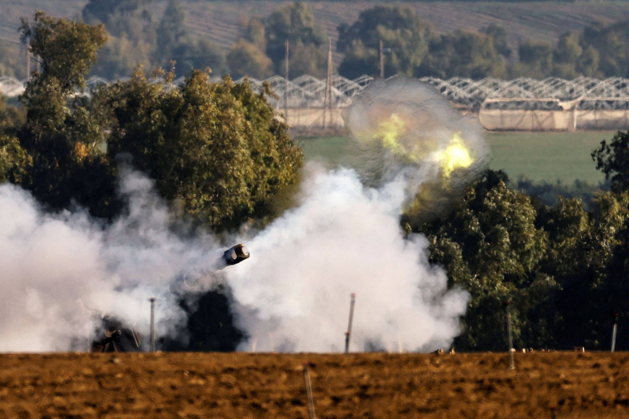 Mehrere Tote Bei Massivem Israelischen Luftangriff – Nahost-Konflikt ...