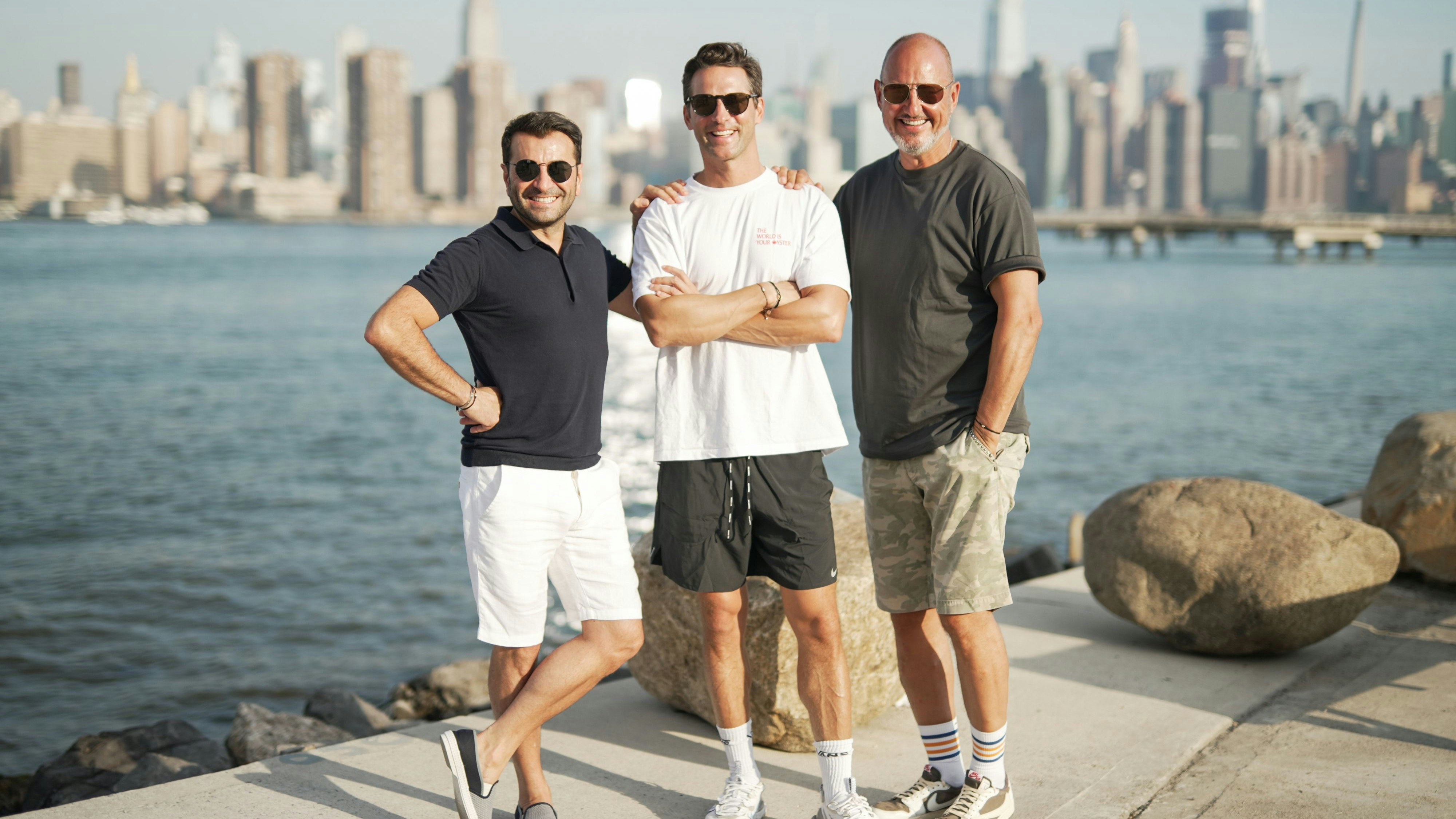 Ali Güngörmüş, Alexander Kumptner & Frank Rosin in "Roadtrip Amerika" 