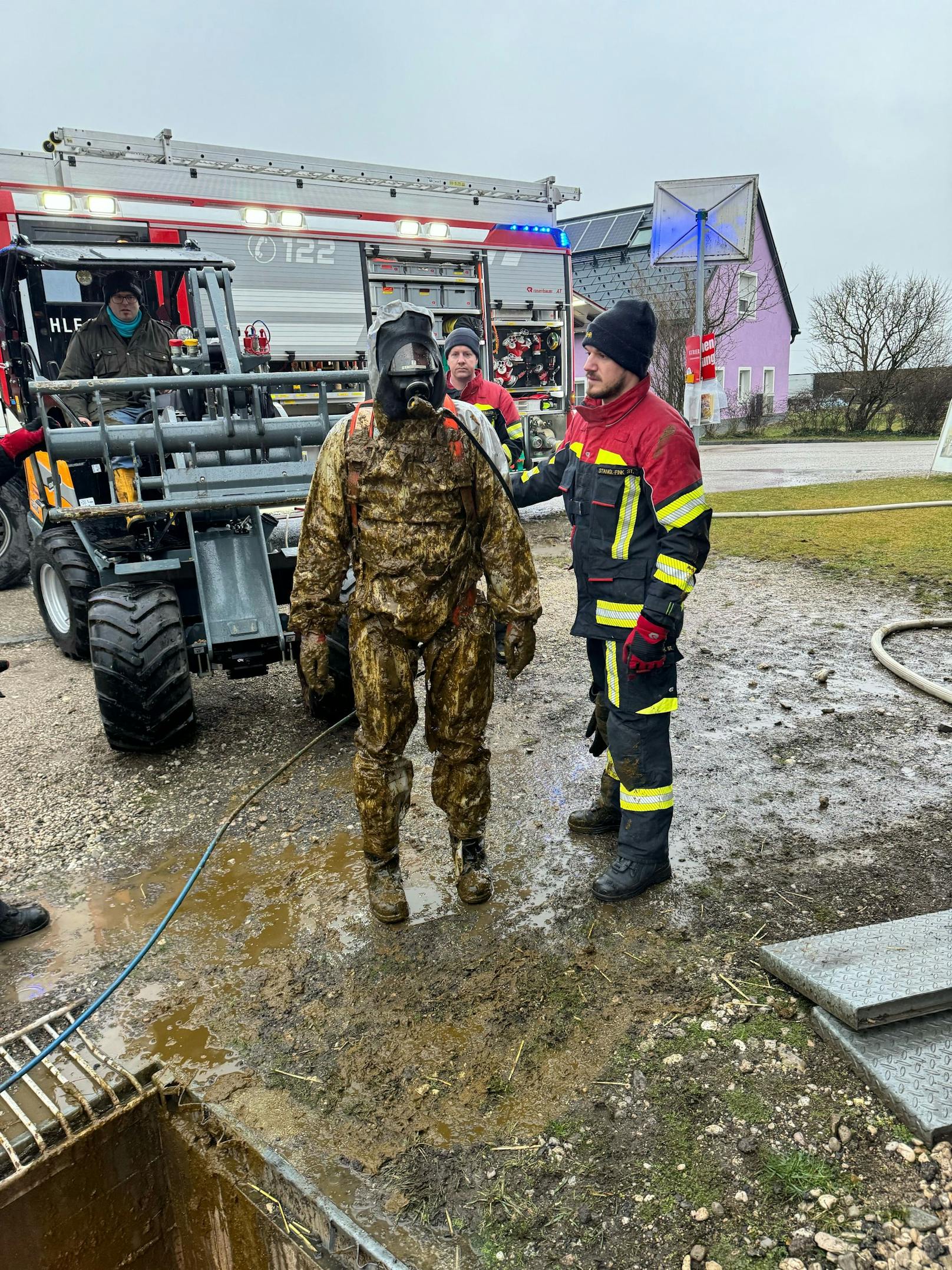 Kalb von Feuerwehr gerettet