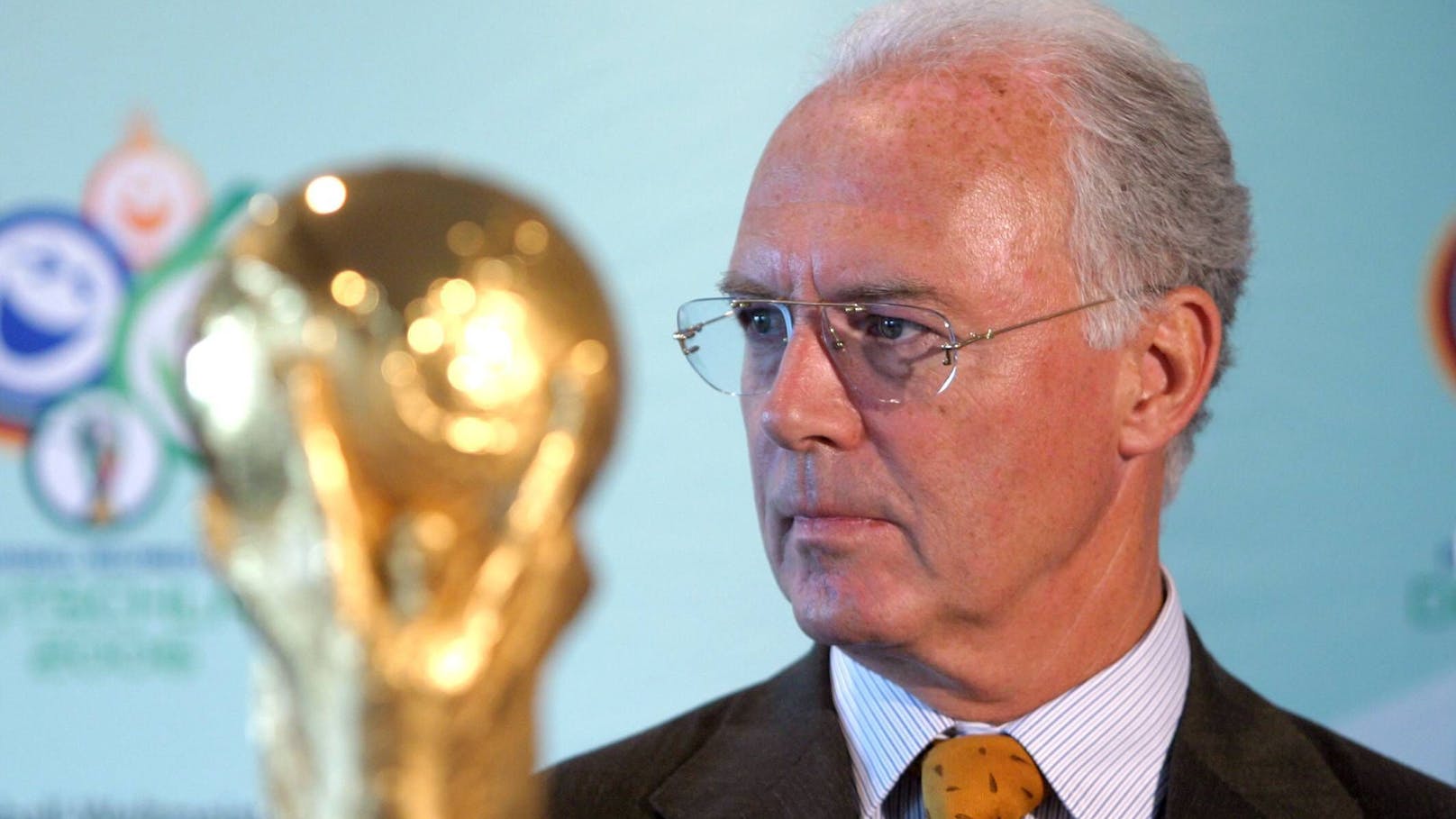 "Kaiser" Franz Beckenbauer starb im Alter von 78 Jahren. Deutschland trauert um eine seiner größten Legenden.