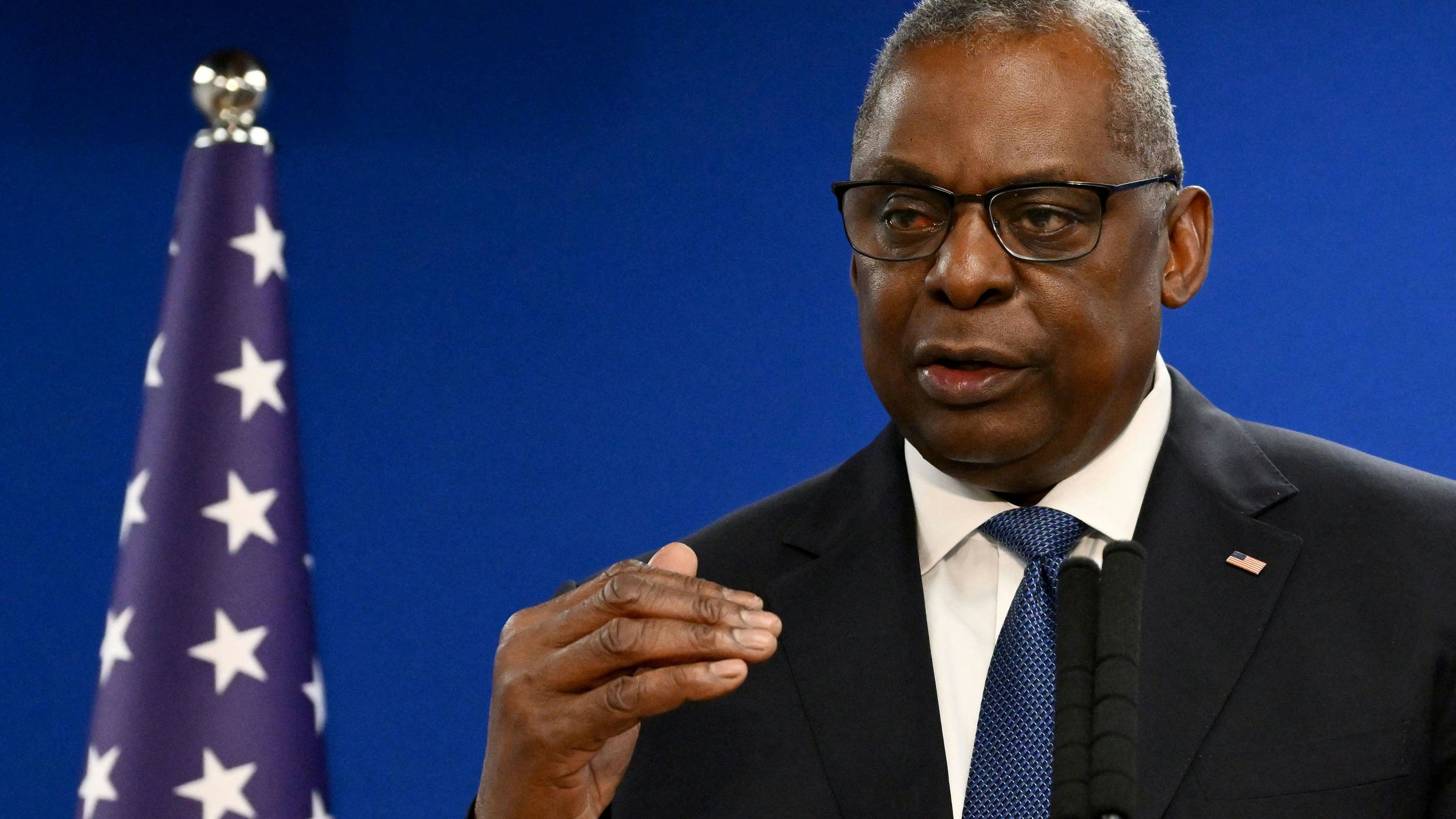 Musste sich einem Eingriff unterziehen lassen, der zu Komplikationen führte: Pentagon-Chef Lloyd Austin.