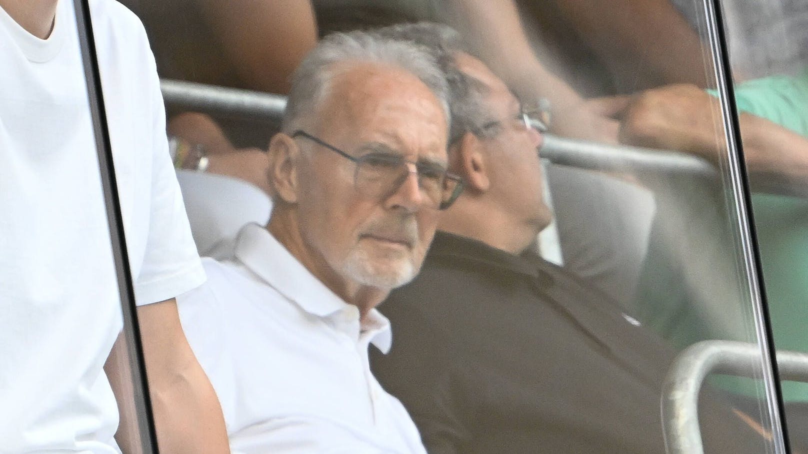 Franz Beckenbauer im August 2022 bei einem Stadionbesuch in der deutschen Bundesliga.