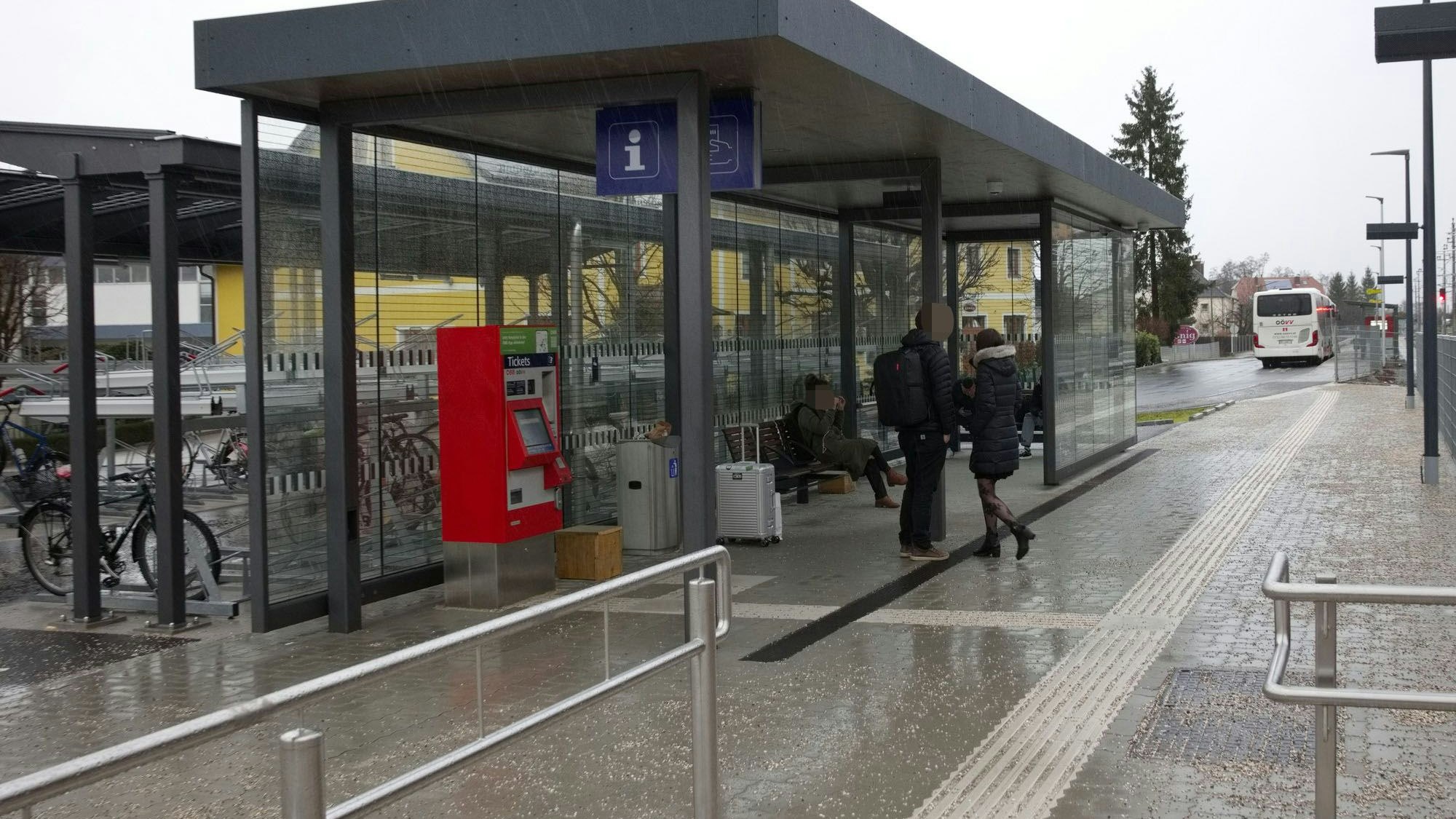 Bleibt ein Aufreger: der neue Bahnhof von Kremsmünster (Bez. Kirchdorf).