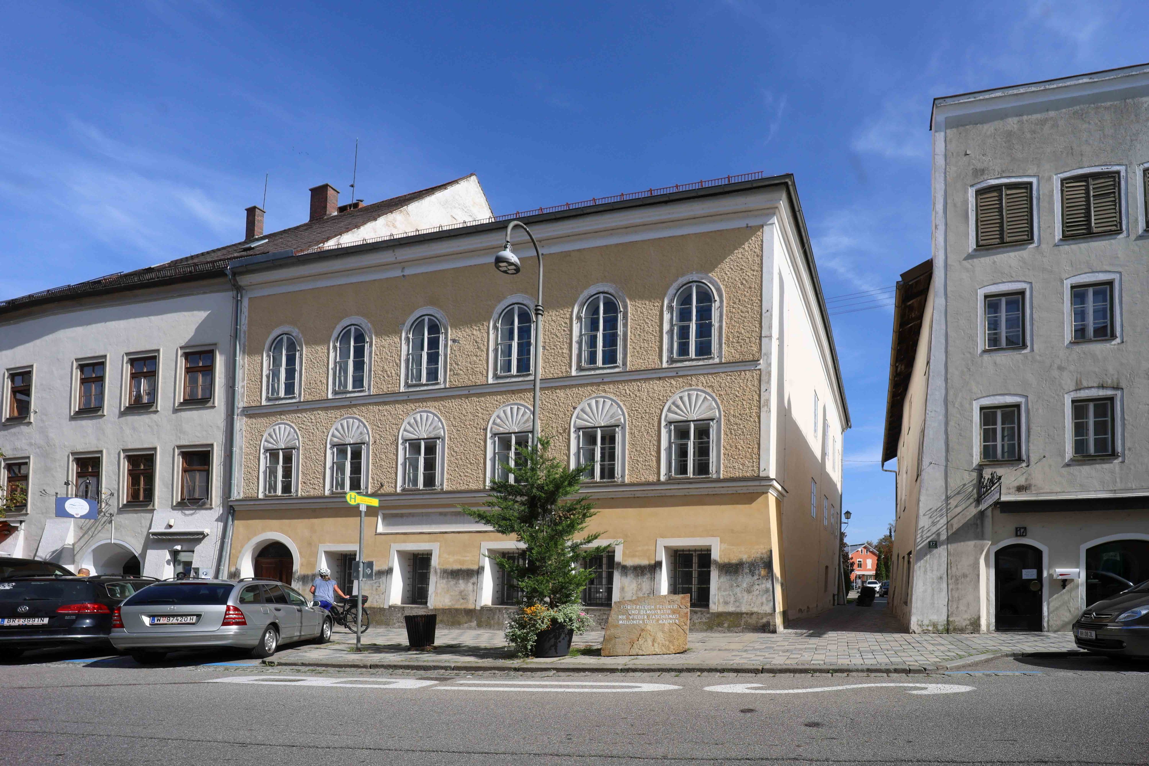 Sorgt wieder einmal für Gesprächsstoff: Hitlers Geburtshaus in Braunau.