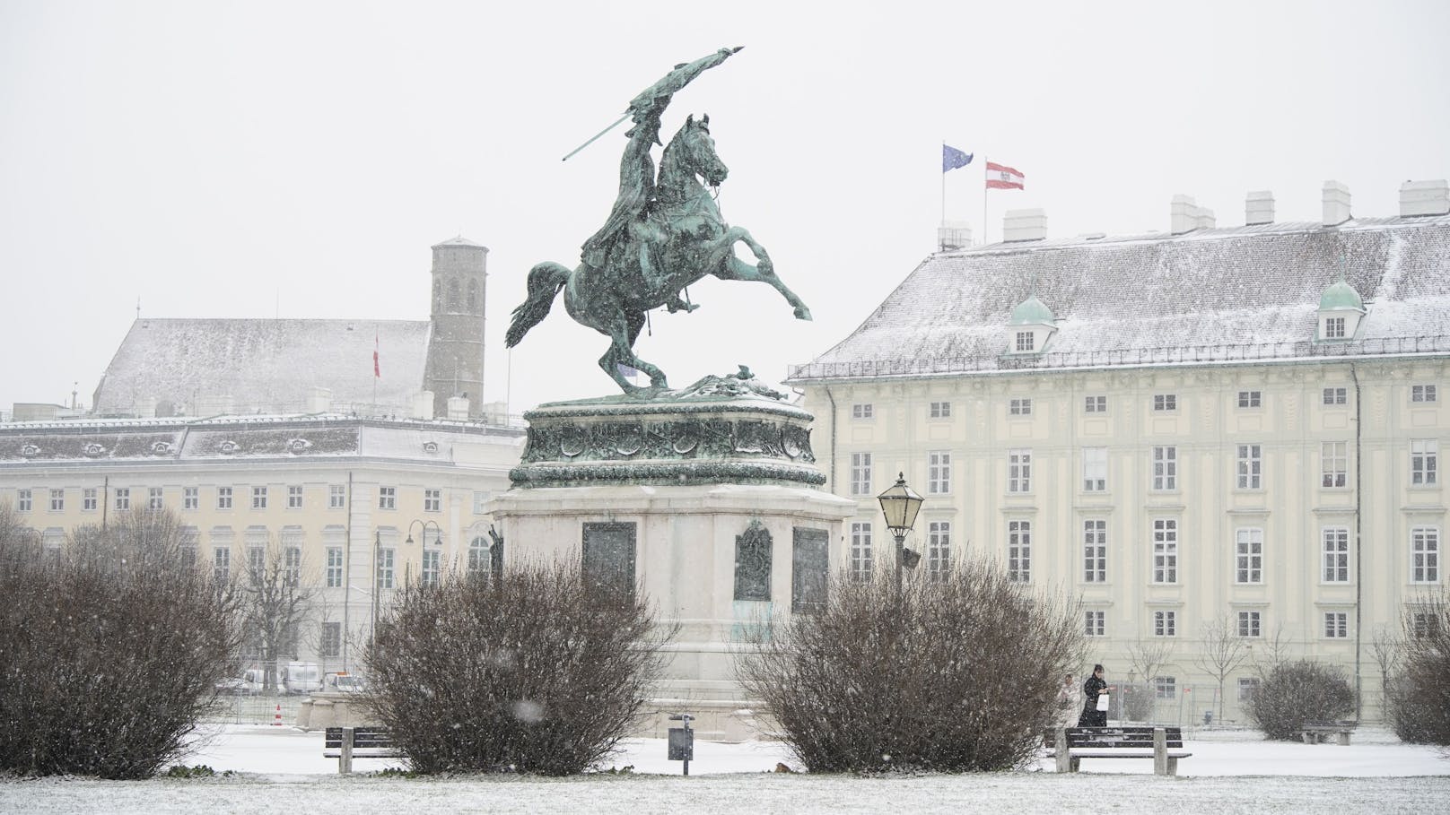 Eine Kälte-Welle rollt am Montag über Österreich und verwandelt die Alpenrepublik wieder in eine Winterlandschaft. Auch die Bundeshauptstadt wird wieder weiß.