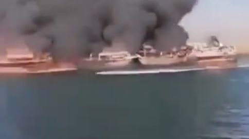 16 Schiffe sollen zerstört worden sein.