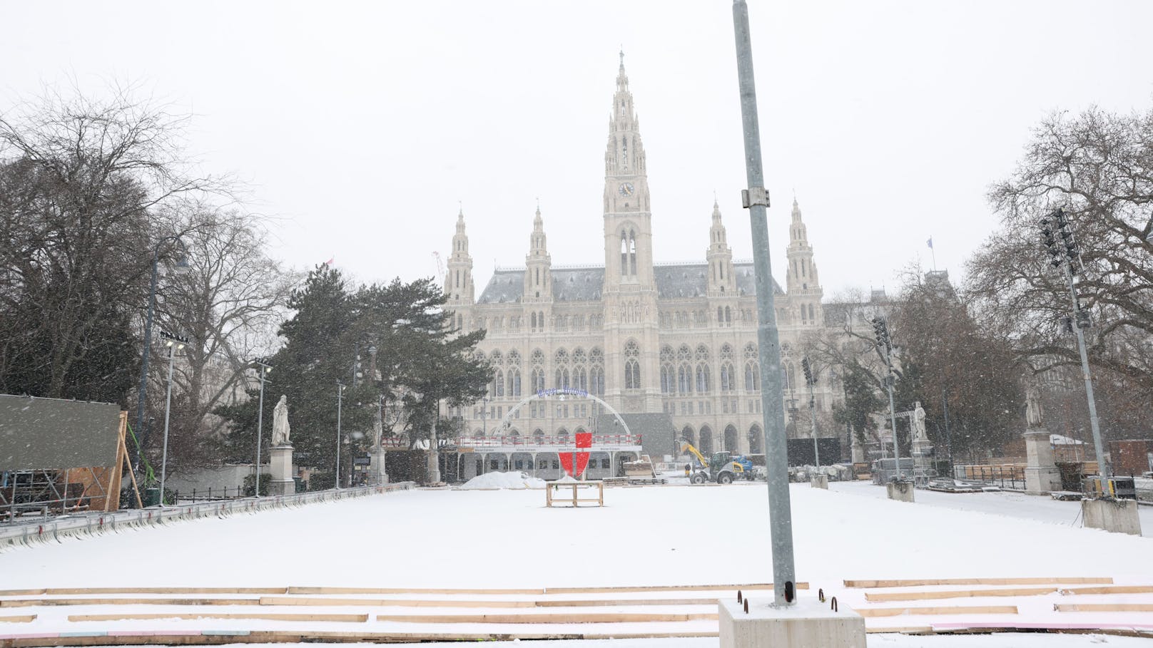 Eine Kälte-Welle rollt am Montag über Österreich und verwandelt die Alpenrepublik wieder in eine Winterlandschaft. Auch die Bundeshauptstadt wird wieder weiß.