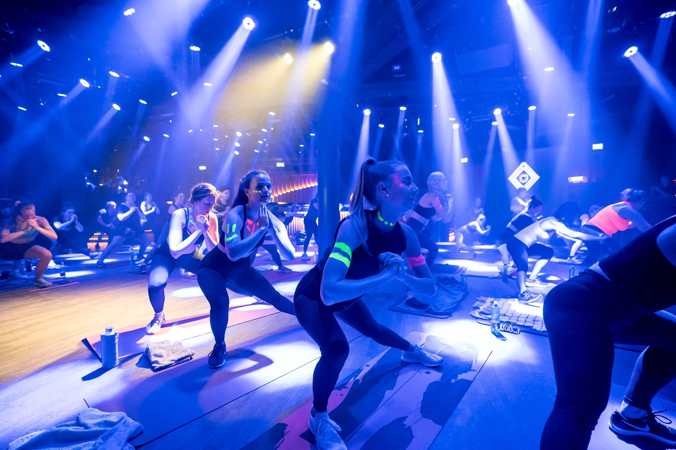 Disco Training feiert 2. Geburtstag.