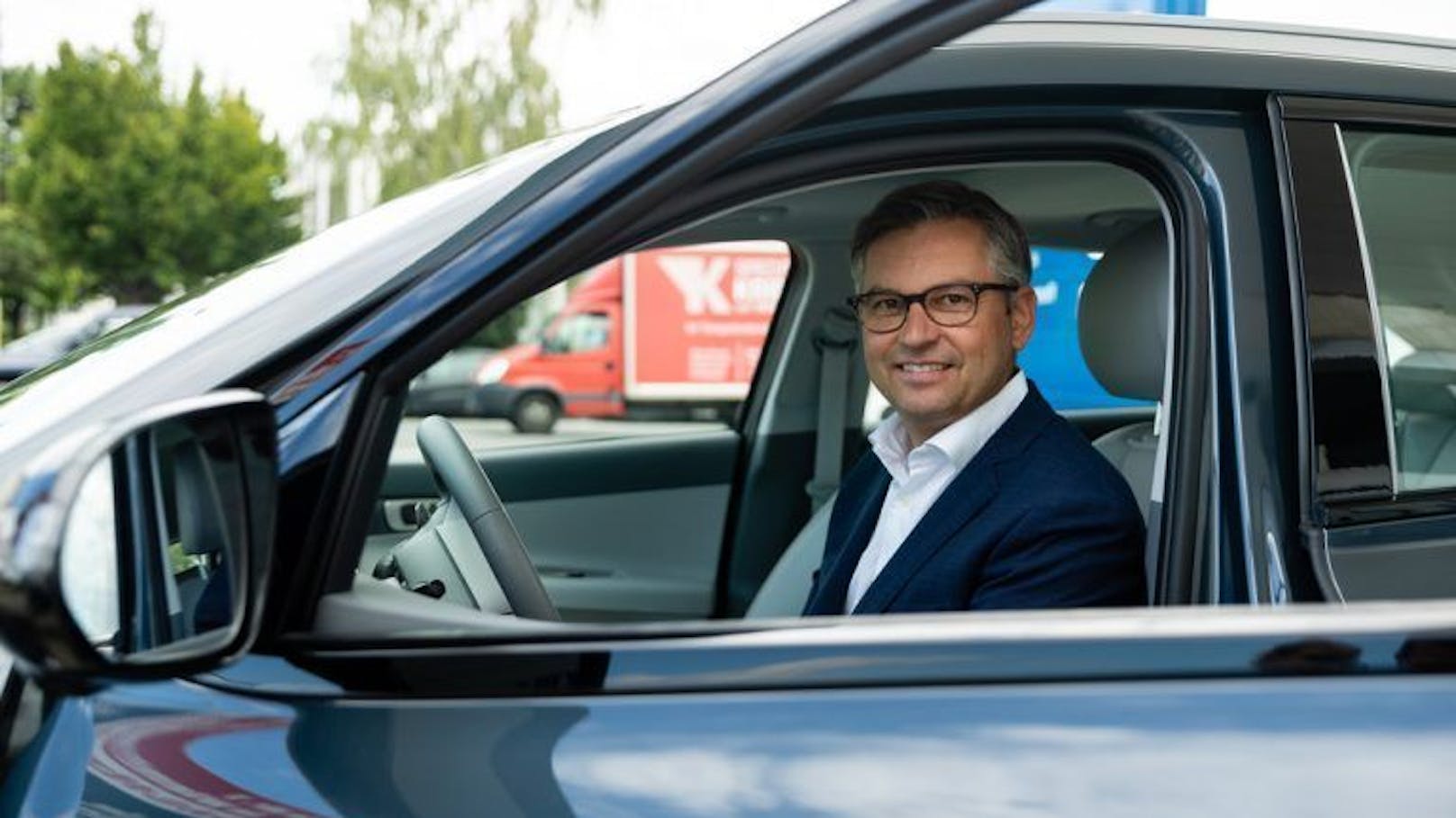 Erwischt! Finanzminister Brunner verliert Führerschein