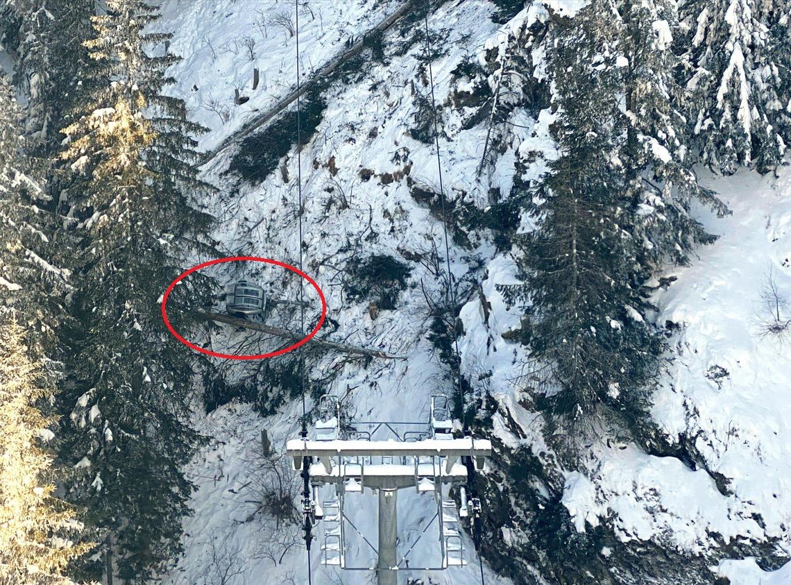 Fotos zeigen die abgestürzte Gondel in Tirol.