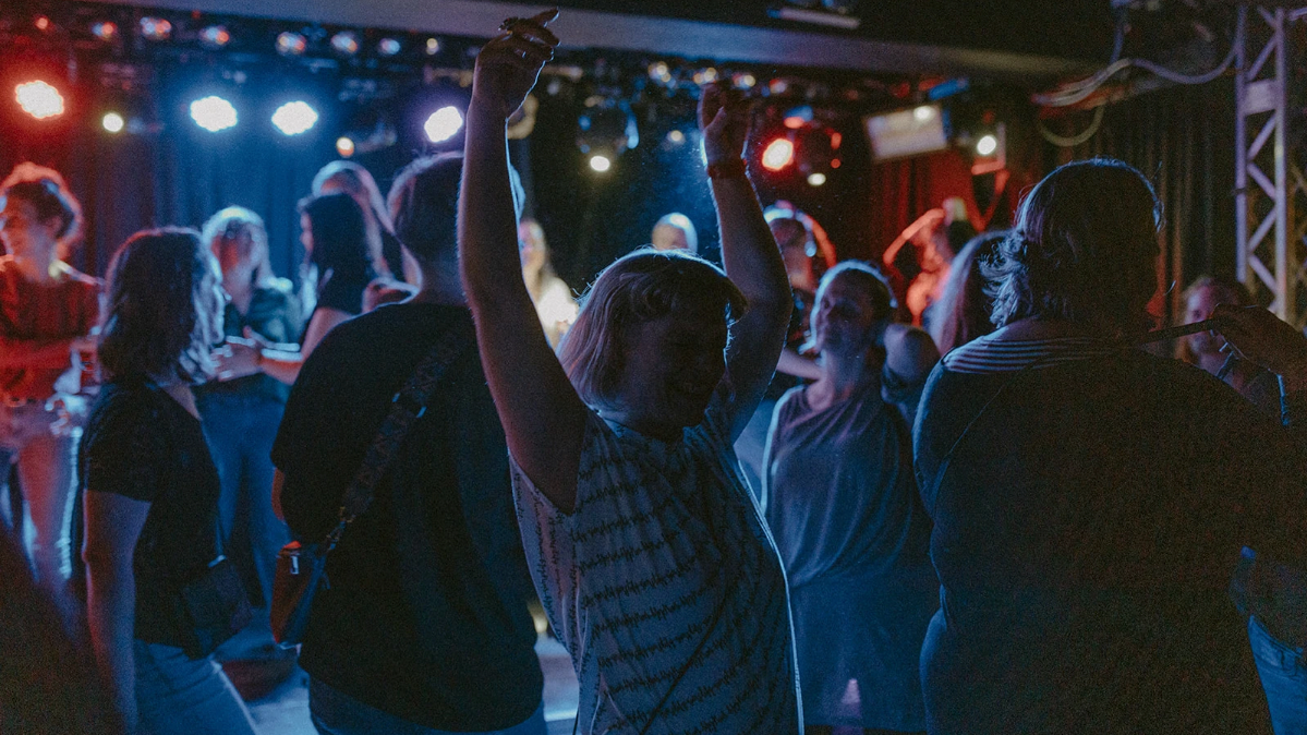 Bei der Eventreihe "Mama geht tanzen" wird von 20 bis 23 Uhr gefeiert.