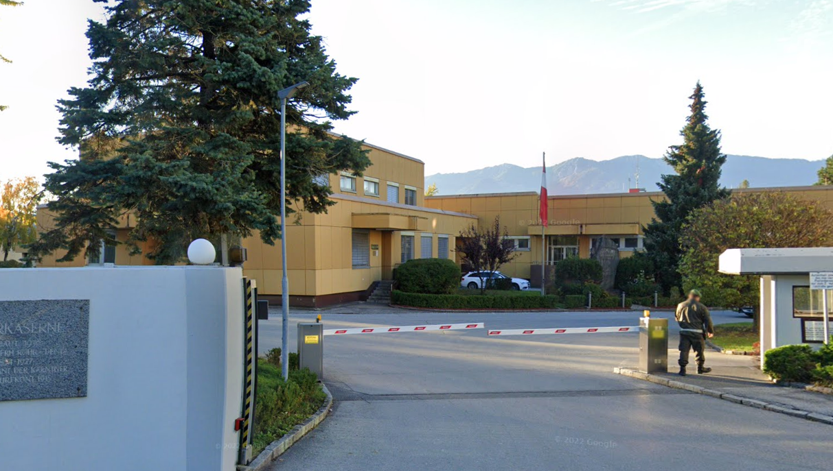 Schüsse vor der Rohr-Kaserne in Villach.