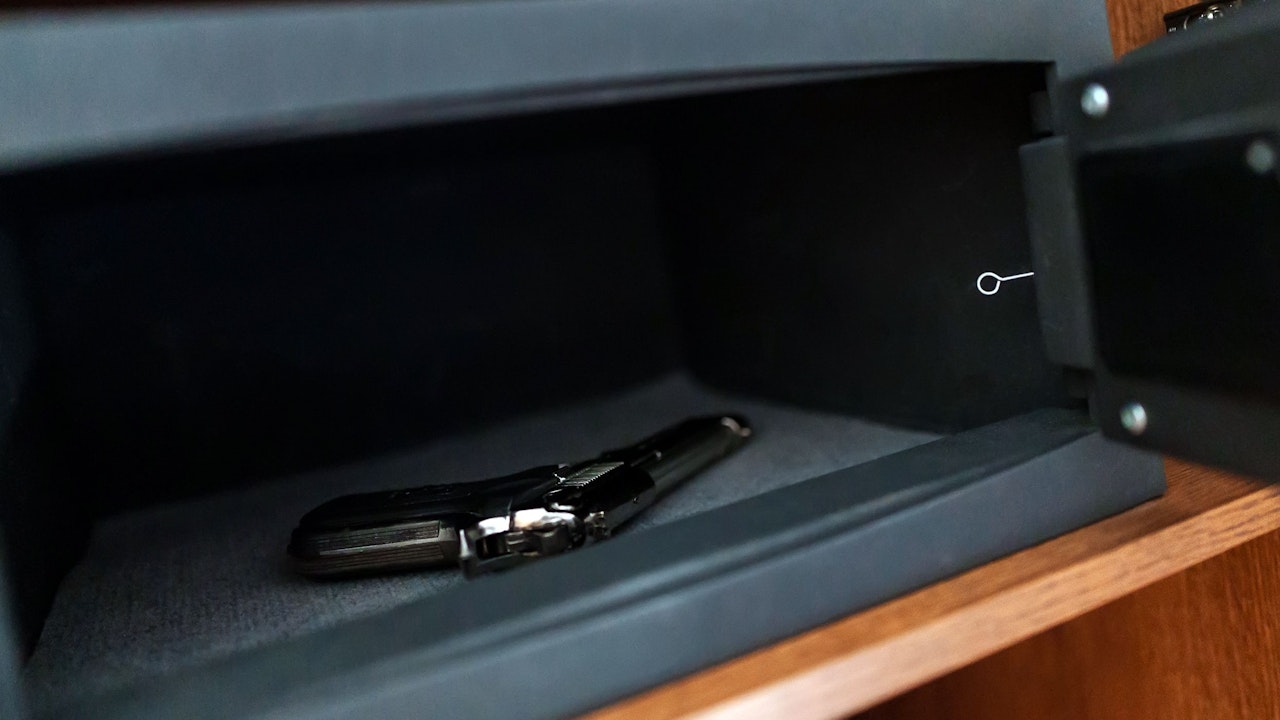 Heute.at - Krisen, Kriminalität! Österreich rüstet mit Waffen auf