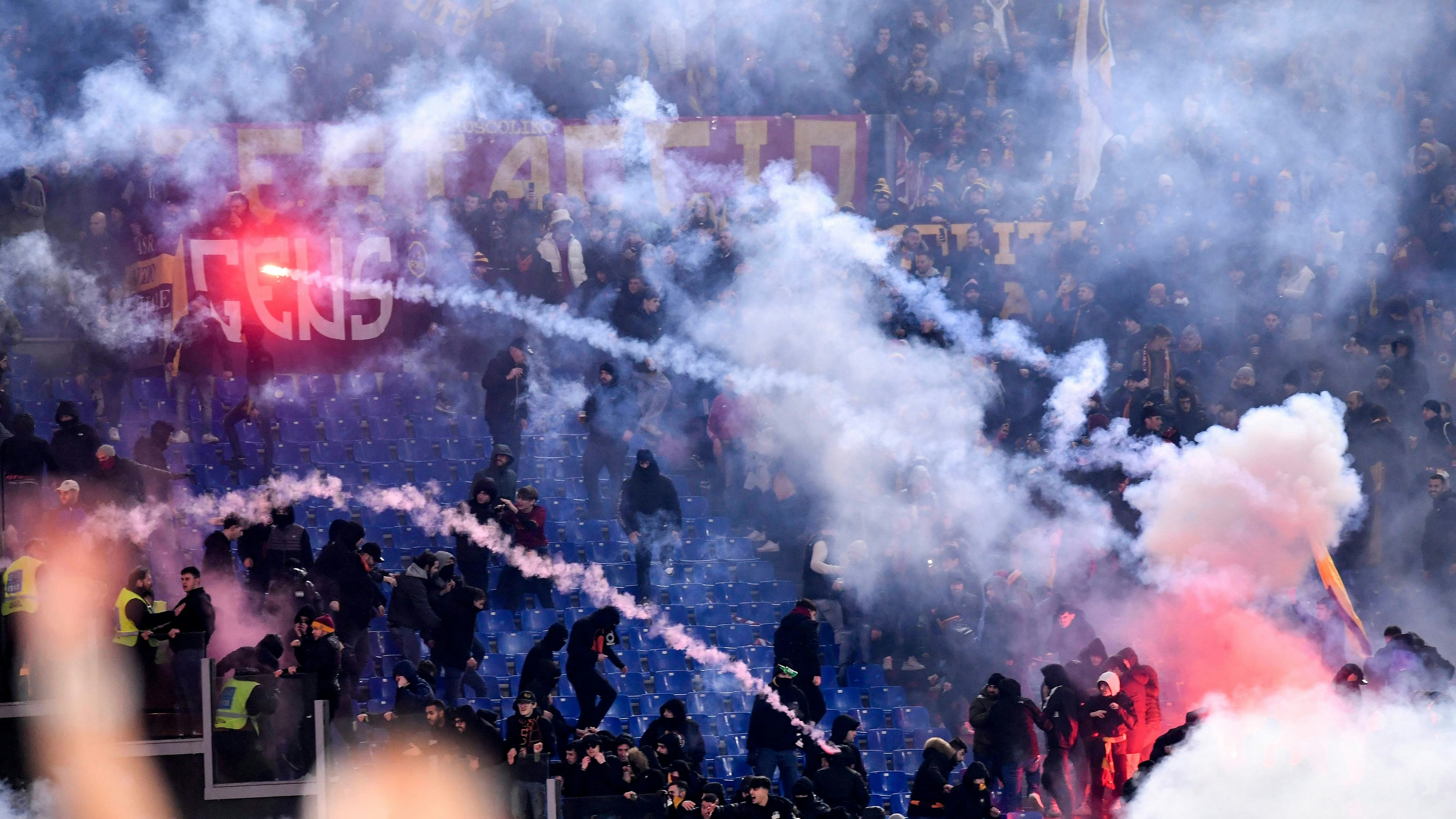 Ausschreitungen im Rom-Derby