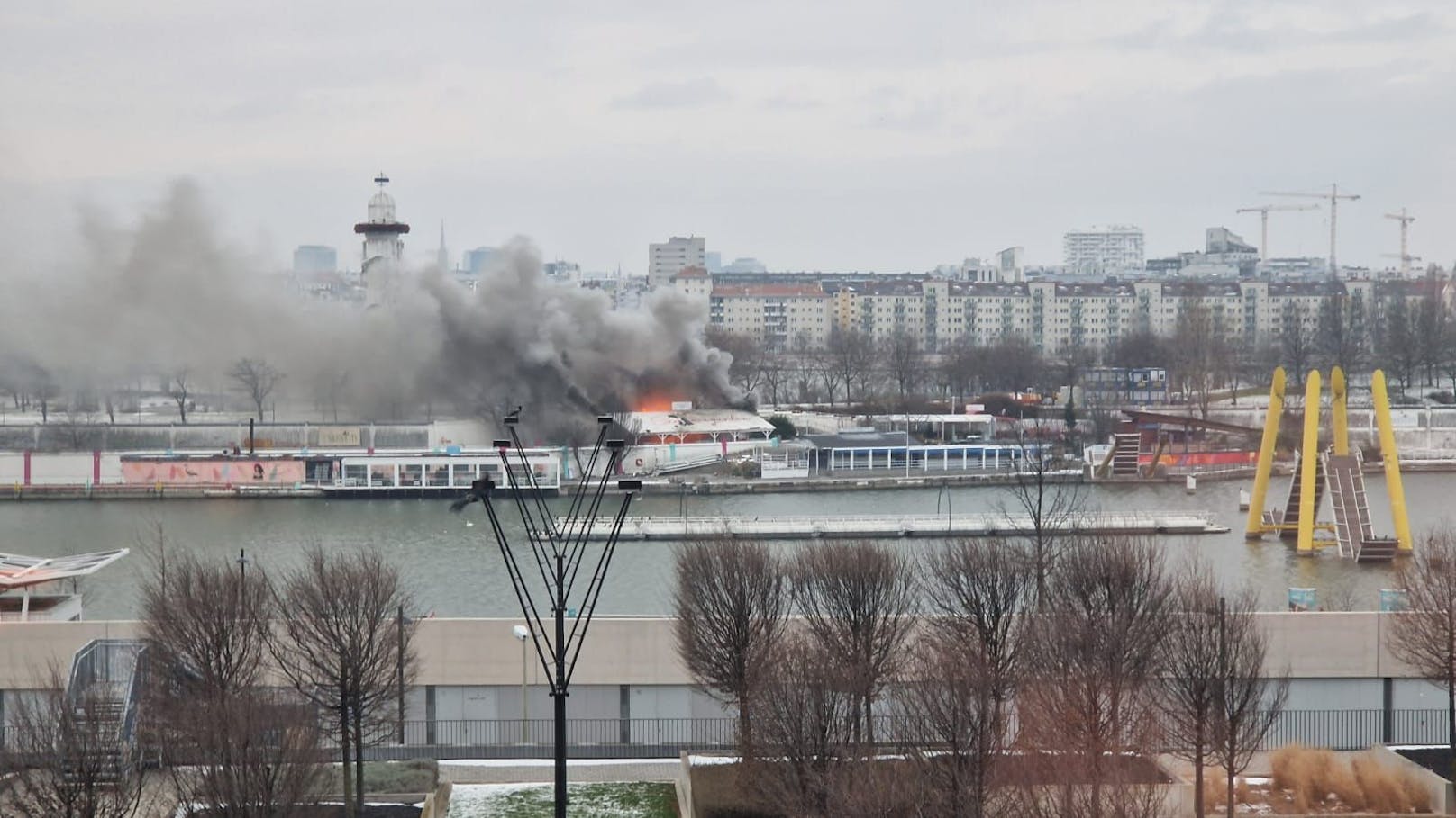 Ein bekanntes Lokal stand unter Vollbrand.