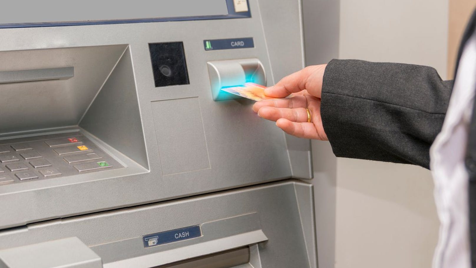 Bankautomat streikt – Wiener (25) dreht völlig durch