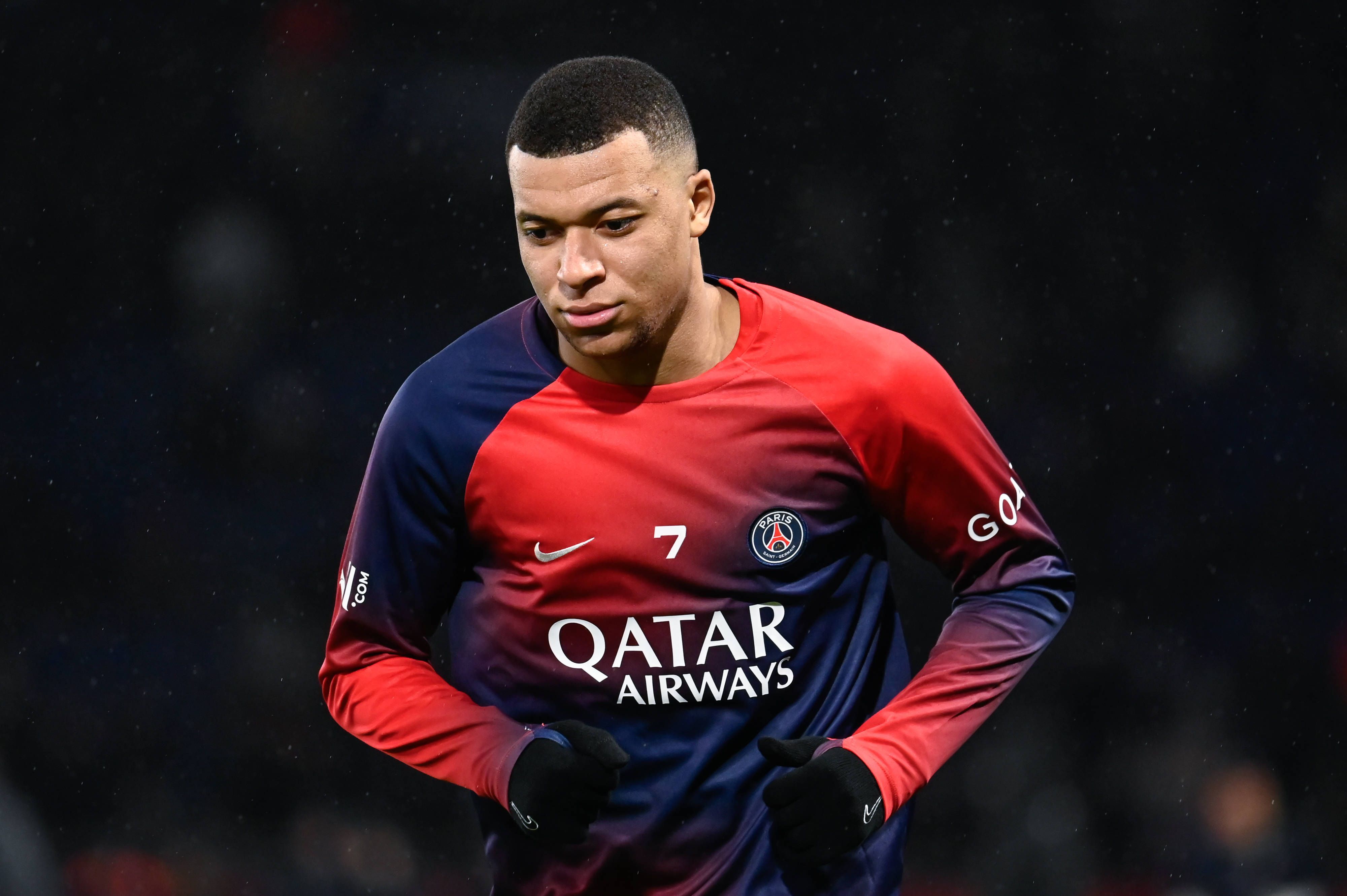 Fußball-Star Kylian Mbappe könnte zu Real Madrid wechseln, bei den 