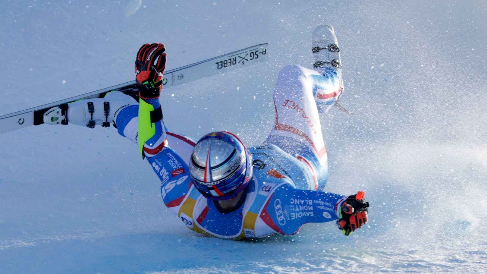 Saison-Aus! Frisch gebackener Ski-Papa schwer verletzt