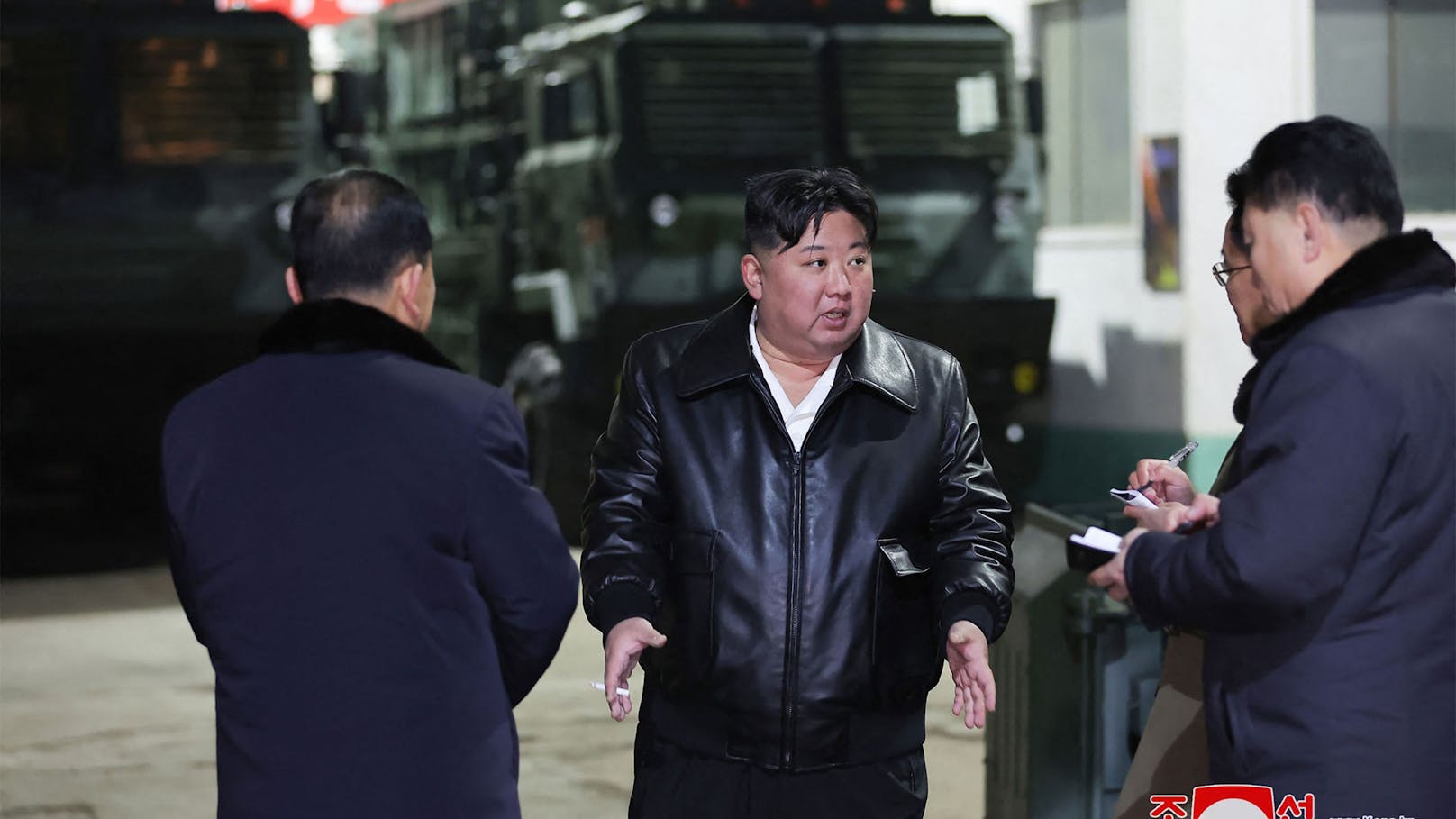 Diese Woche veröffentlichten die nordkoreanischen Behörden Bilder vom nordkoreanischen Führer Kim Jong Un bei der Inspektion einer Munitionsfabrik.
