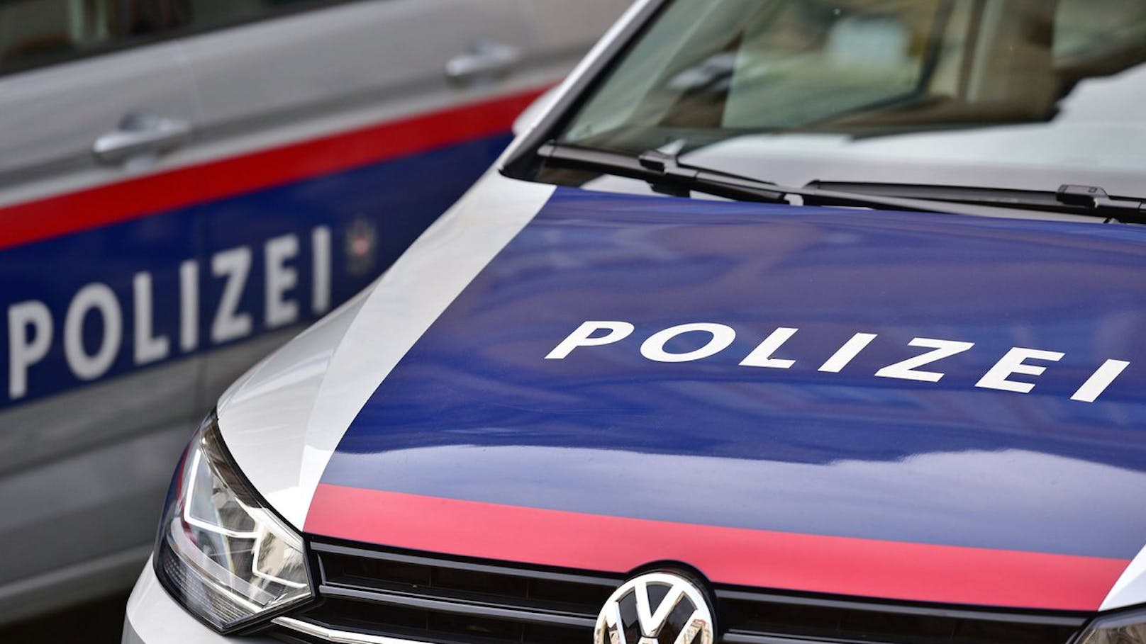 Freier ruft Polizei, lässt Prostituierte abschieben