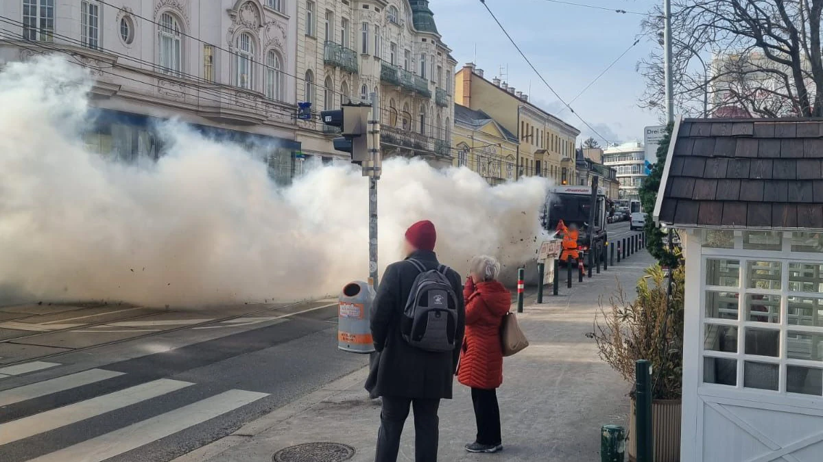 Feuer-Alarm am Montagmittag mitten in Wien-Hietzing