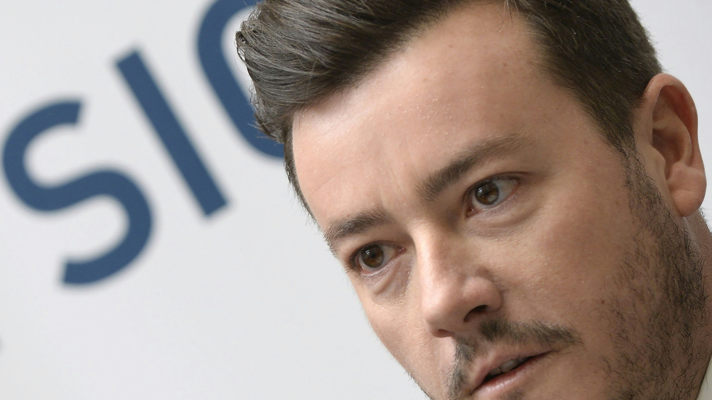 Download von www.picturedesk.com am 15.01.2024 (07:55).  ABD0052_20181112 - WIEN - ÖSTERREICH: ++ ARCHIVBILD ++ ZU APA0271 VOM 12.11.2018 - Rene Benko, Gründer der Signa Holding, am Donnerstag, 11. Dezember 2014, anl. des Spatenstichs für das neue Bank Austria Headquarter auf dem Austria Campus in Wien. (ARCHIVBILD VOM 11.12.2014) - FOTO: APA/HANS KLAUS TECHT - 20141211_PD10839 - Rechteinfo: Rights Managed (RM)