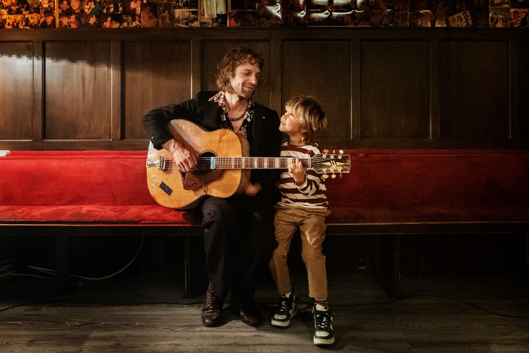 Voodoo Jürgens spielt 