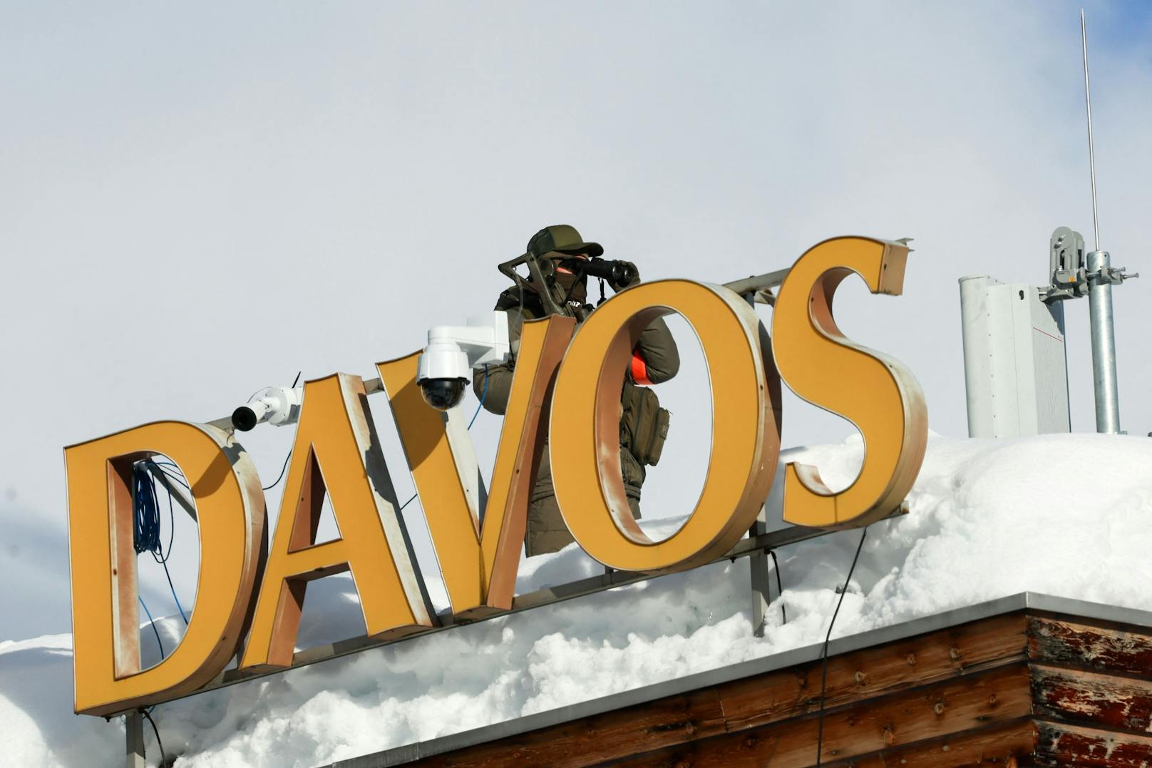 Am Montag startet das Weltwirtschaftsforum im schweizerischen Davos. Erwartet werden über 2500 Teilnehmerinnen und Teilnehmer aus Wirtschaft, Politik, Wissenschaft und Kultur.