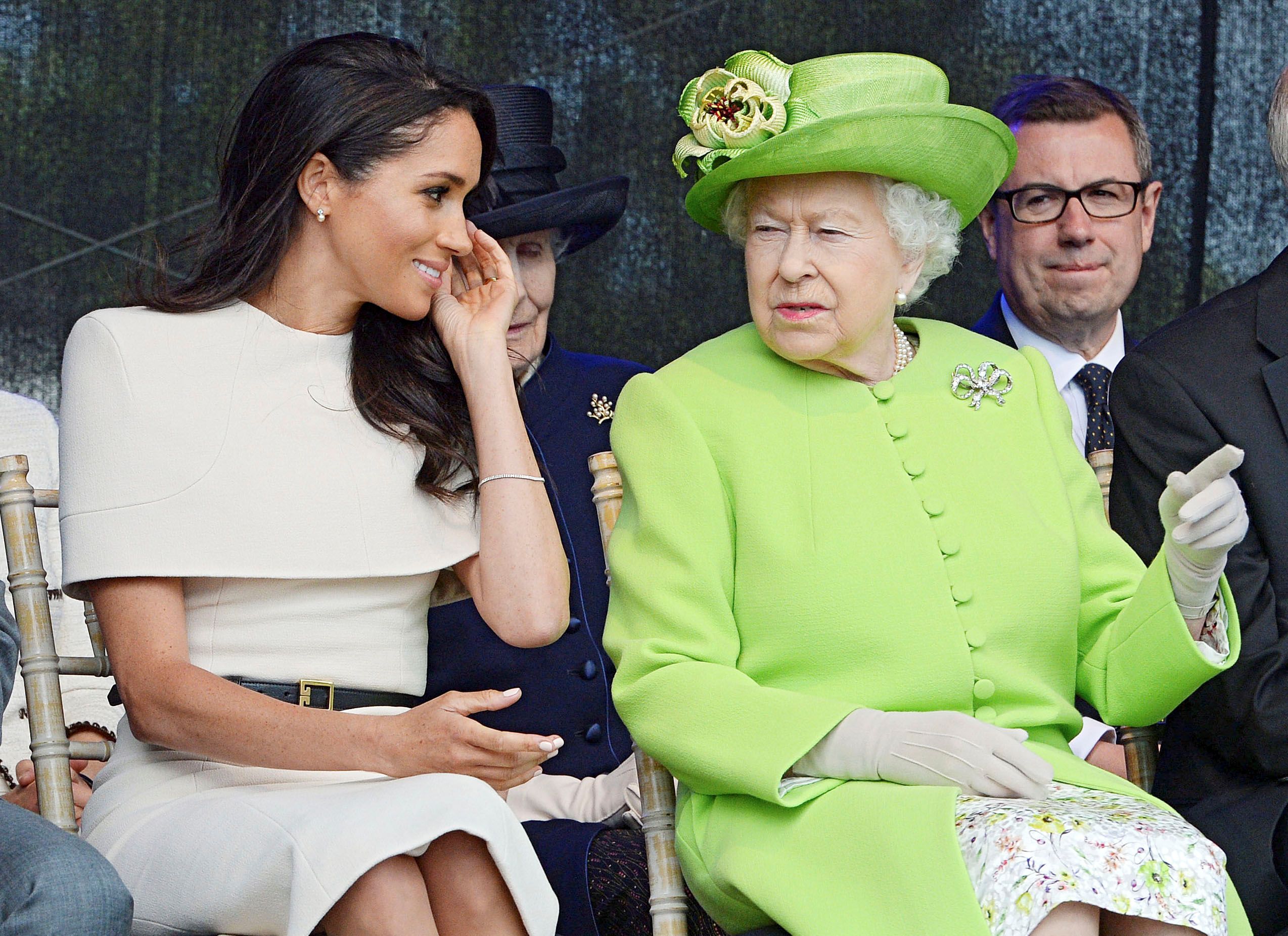 Über die Namenswahl von Herzogin Meghan und Prinz Harry soll Queen Elizabeth gar nicht glücklich gewesen sein.