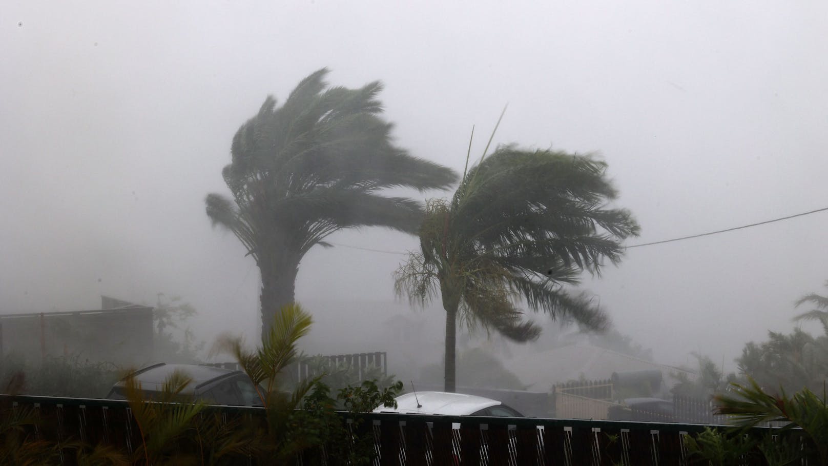 "Historischer" Zyklon nimmt Kurs auf französische Insel
