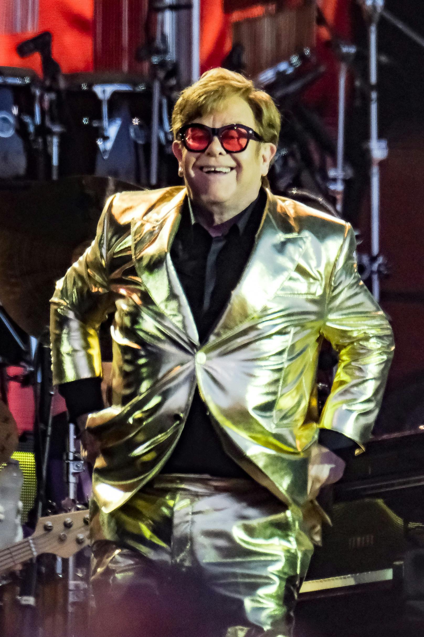 Elton John wird nun zum "EGOT"-Preisträger.