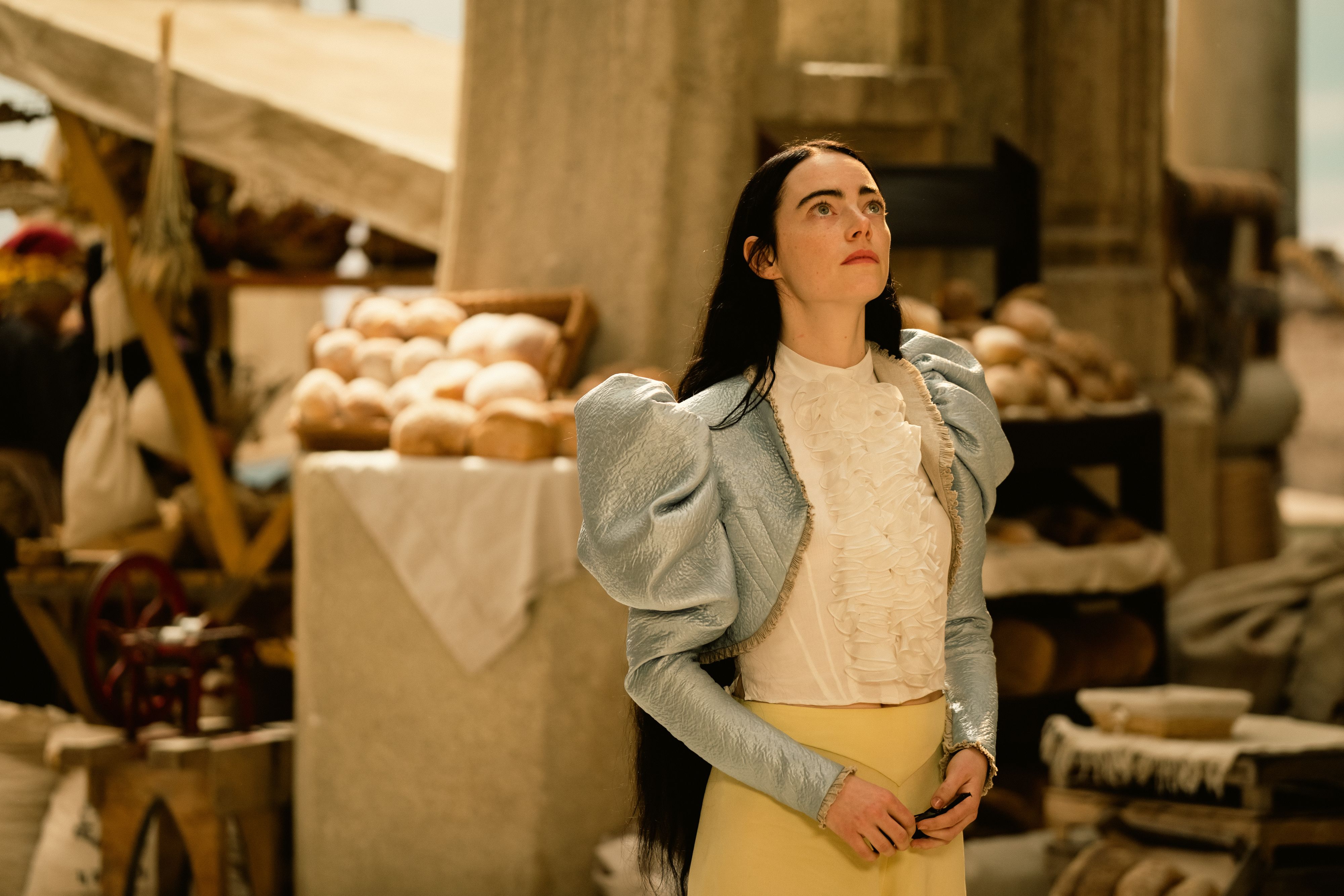 Emma Stone als Bella Baxter in 