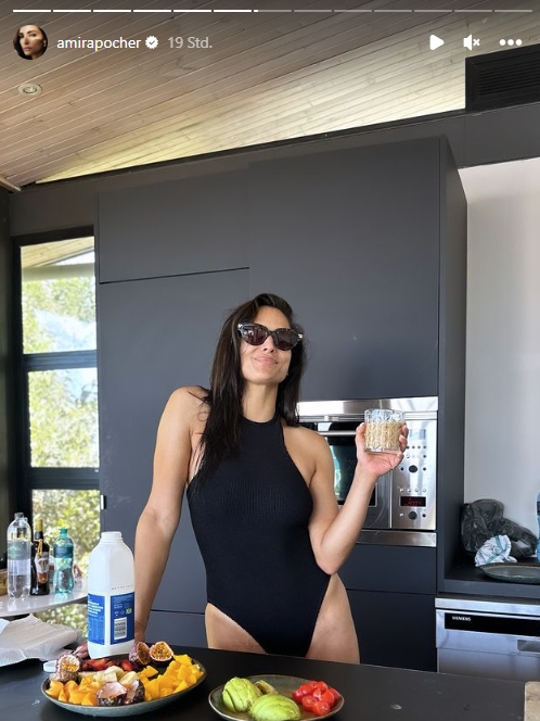 Nach einem langen Training gönnt sich Amira auch mal was - bleibt aber bei gesundem Obst und Kaffee.