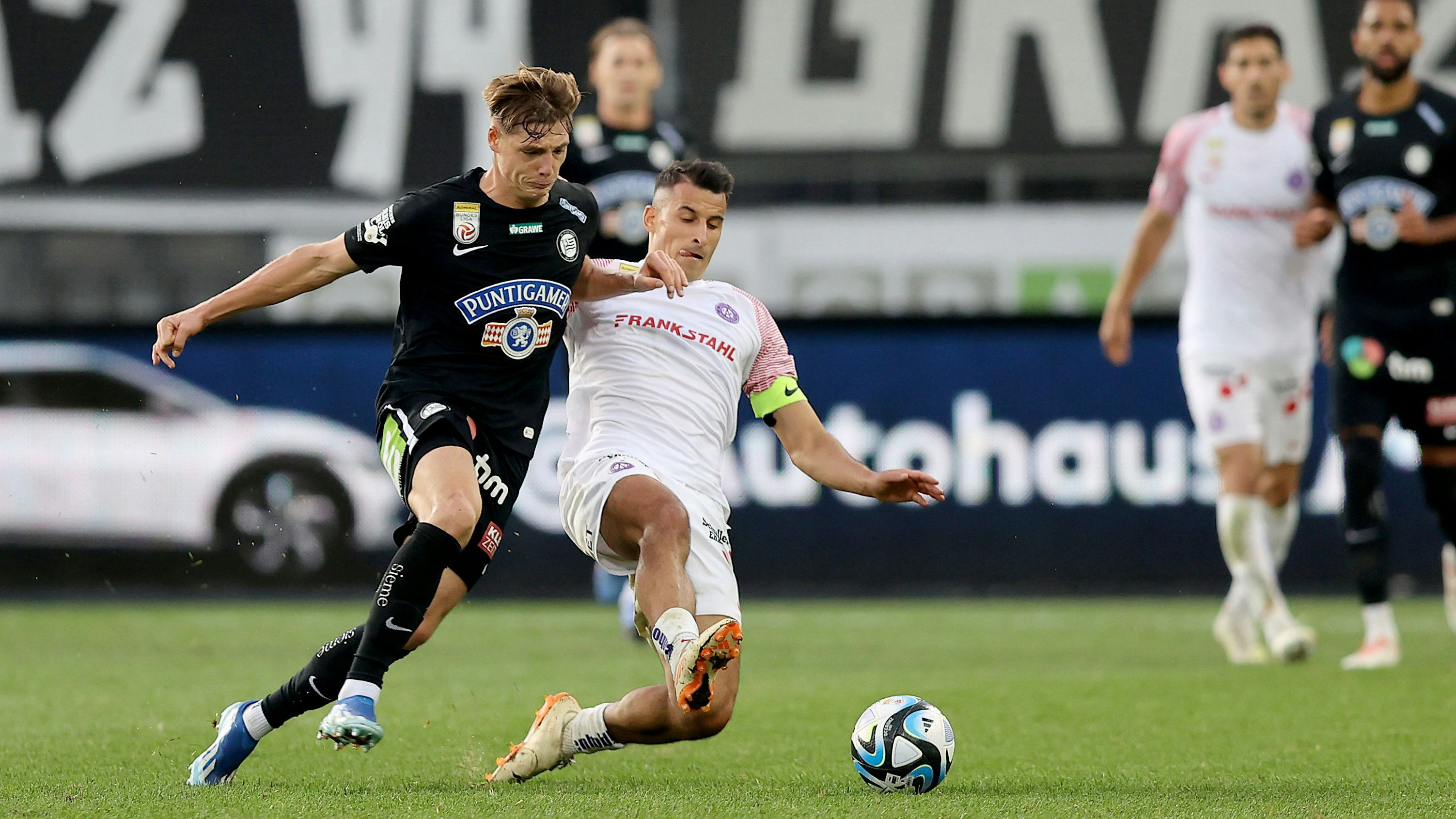 Im Oktober fügten die Violetten Sturm eine 1:0-Niederlage zu.