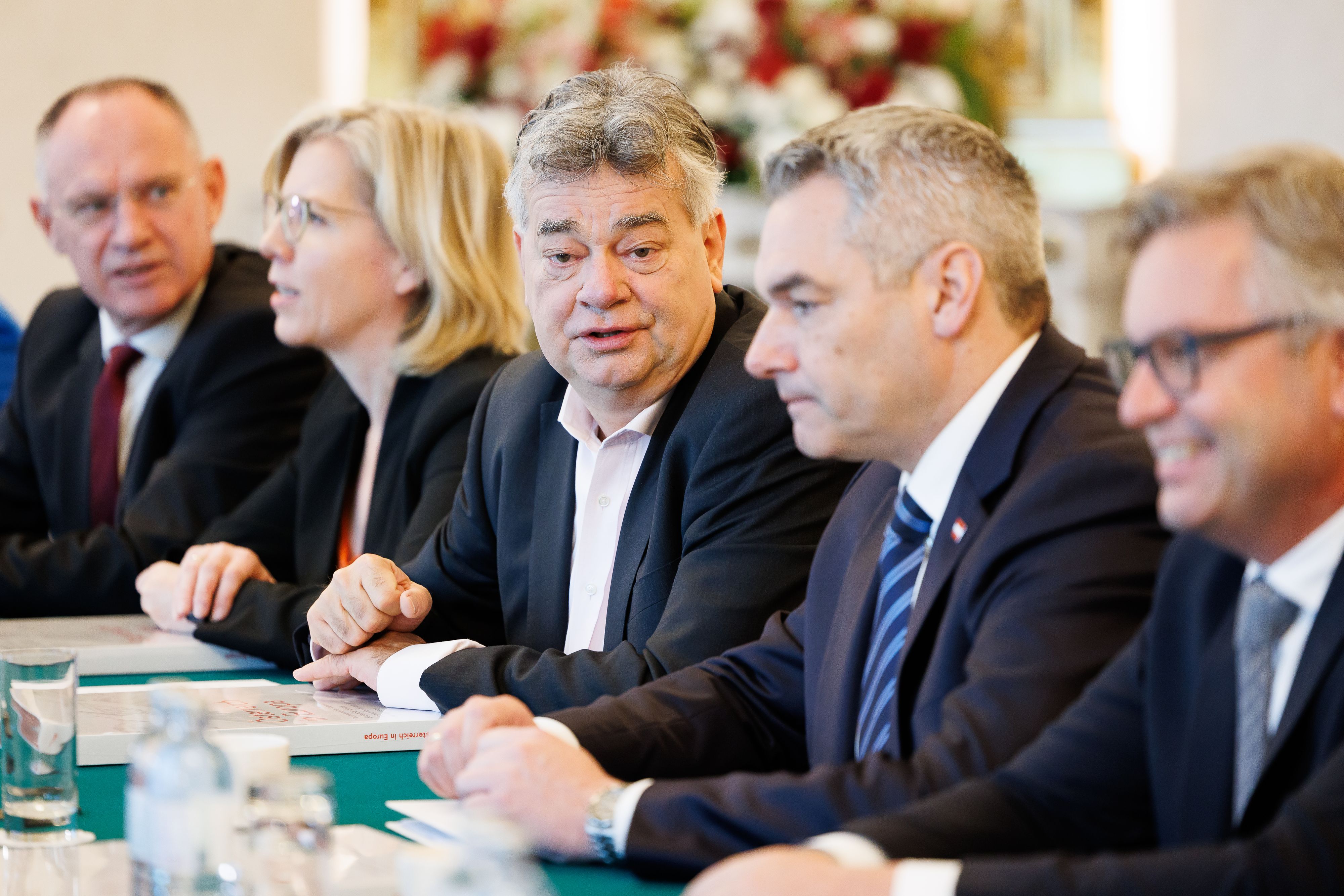 Uneinig: Bei der Reduzierung von Klimaemissionen spricht die türkis-grüne Regierung nicht mit einer Stimme.