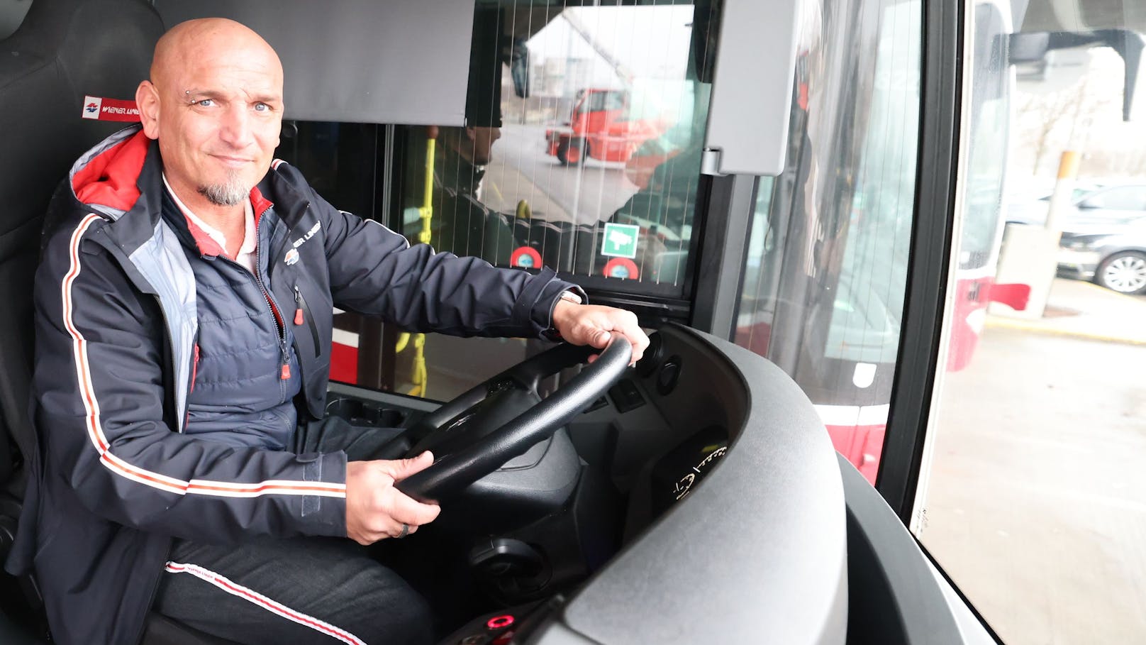Nachtbusfahrer: Bei Bachelor-Party ging’s rund im Bus!