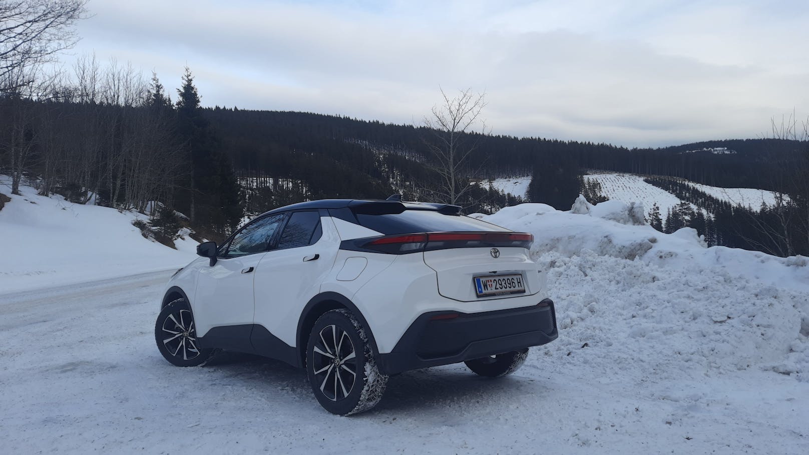 Der neue C-HR besticht einmal mehr durch sein außergewöhnliches Design. 