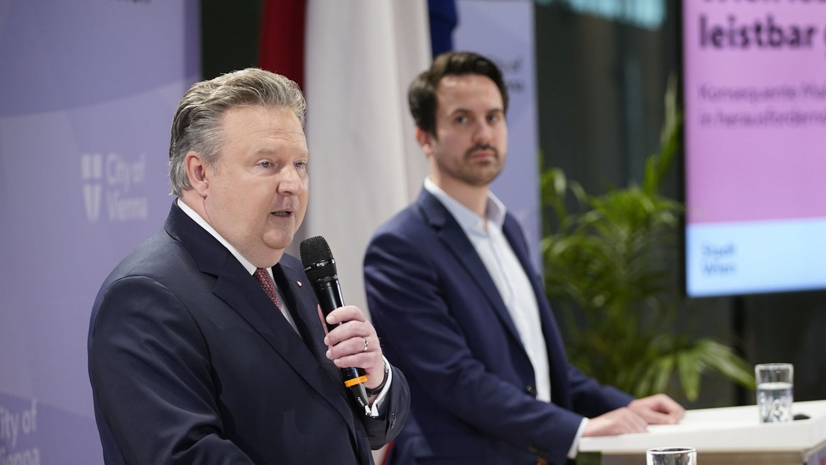 Bürgermeister Michael Ludwig (SP) und Vize Christoph Wiederkehr (Neos).