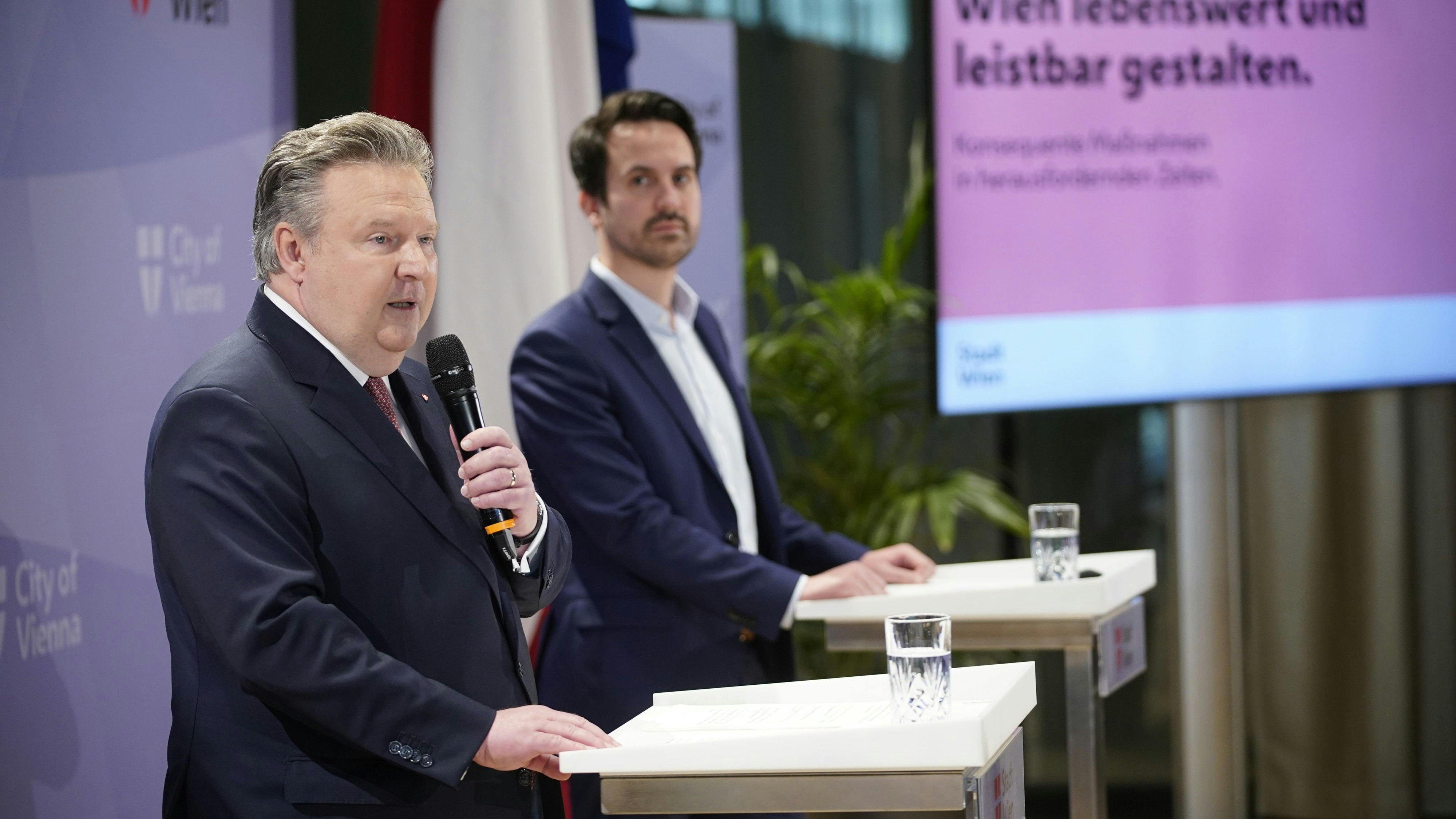 Bürgermeister Michael Ludwig (SP) und Vize Christoph Wiederkehr (Neos).
