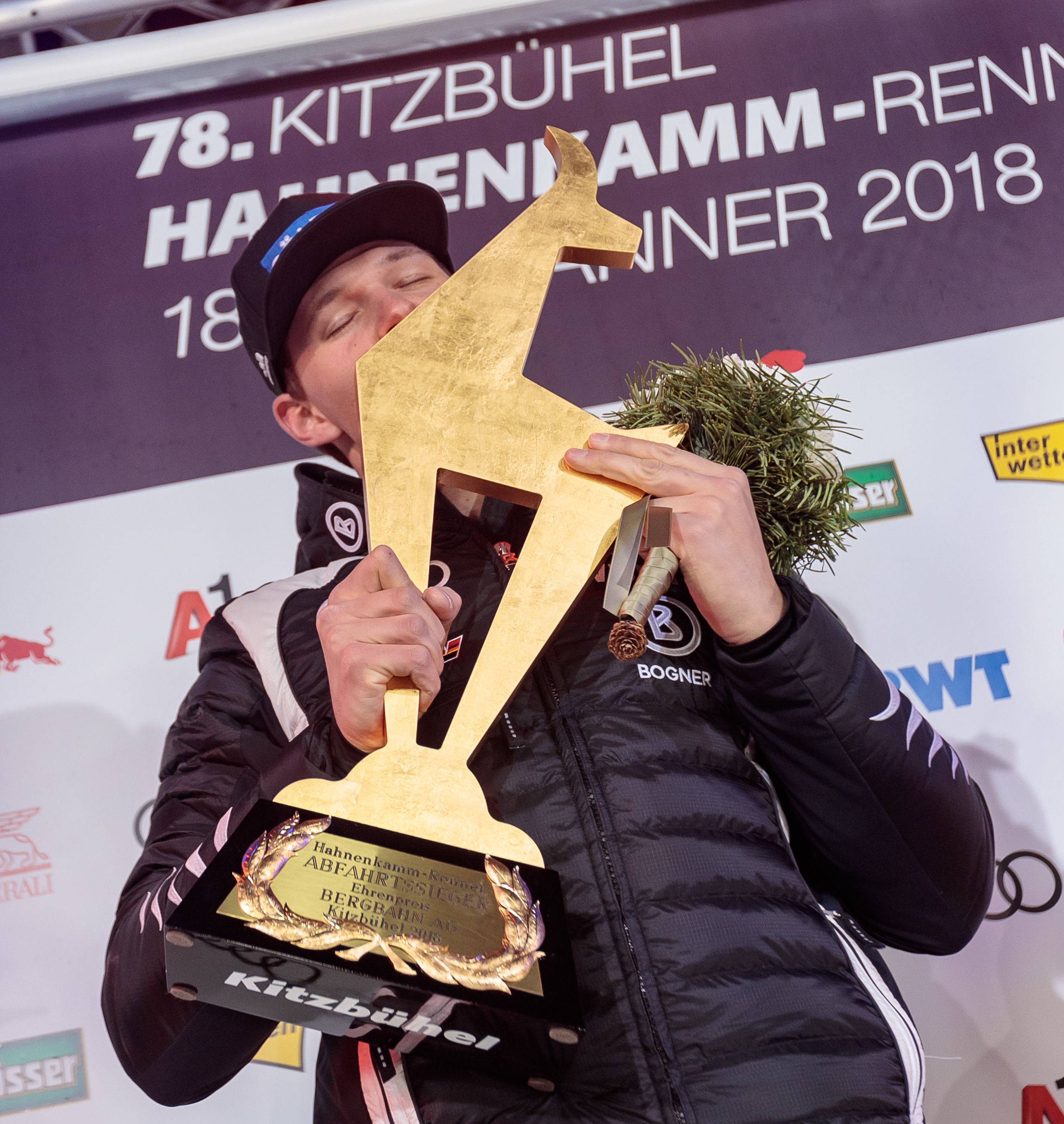 Thomas Dreßen 2018 nach seinem Streif-Triumph.