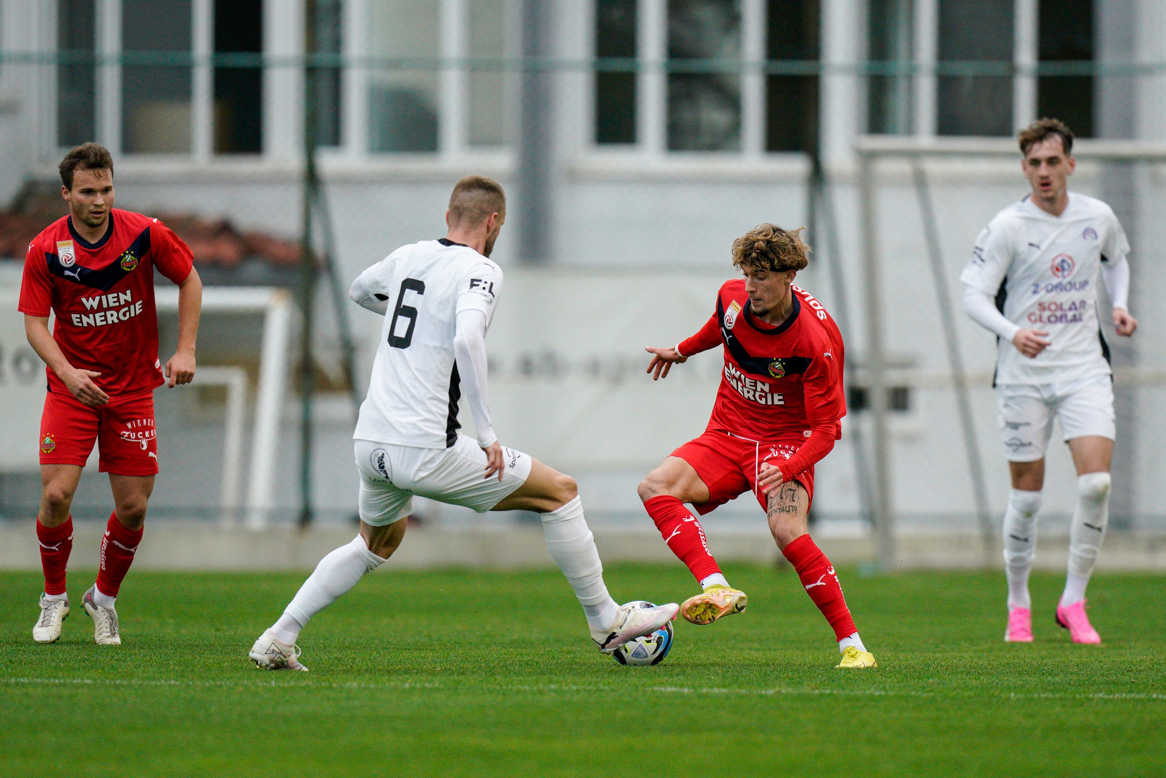 Rapid-Goalie hält zwei Elfmeter gegen Ex-Austrianer