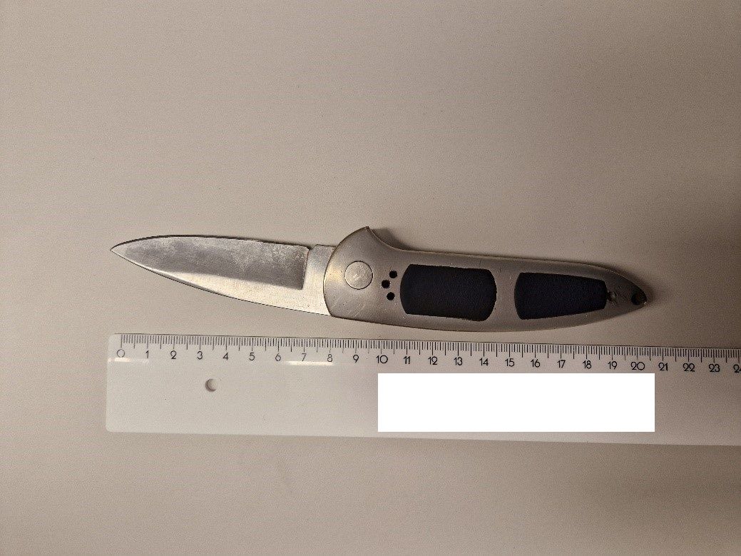 Mit diesem Messer soll der Mann seinen Kontrahenten bedroht haben. 