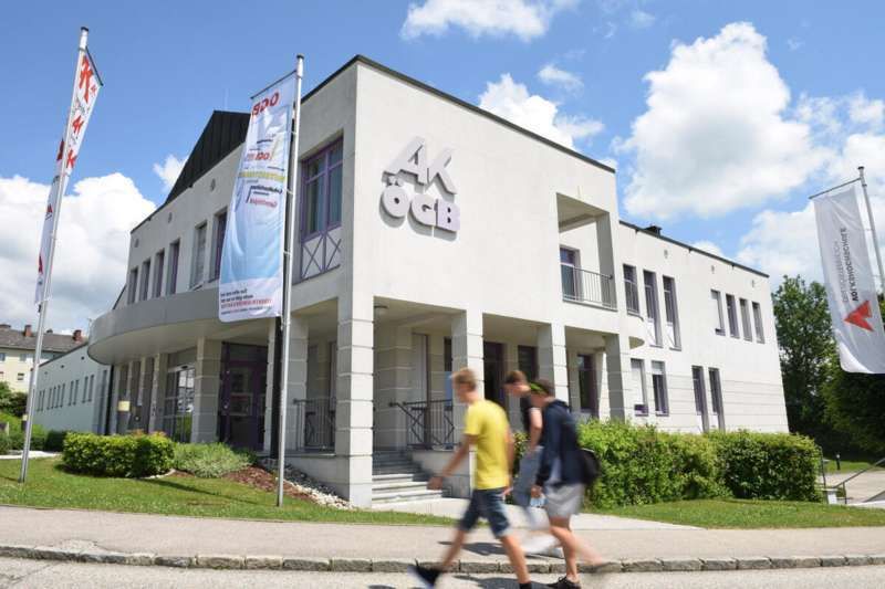 Die verzweifelte Friseurin wandte sich an die Arbeiterkammer Rohrbach. 