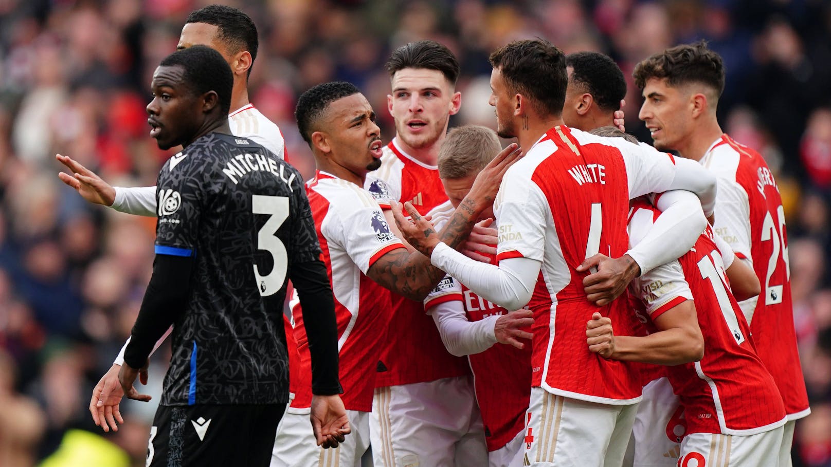 5:0 im Derby! Arsenal bleibt an Liverpool dran