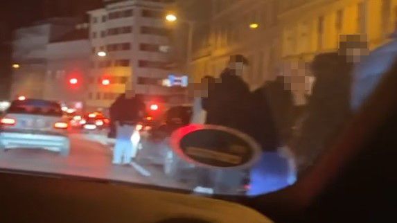 Kurz nach Mitternacht kam es zum Verkehrsunfall.