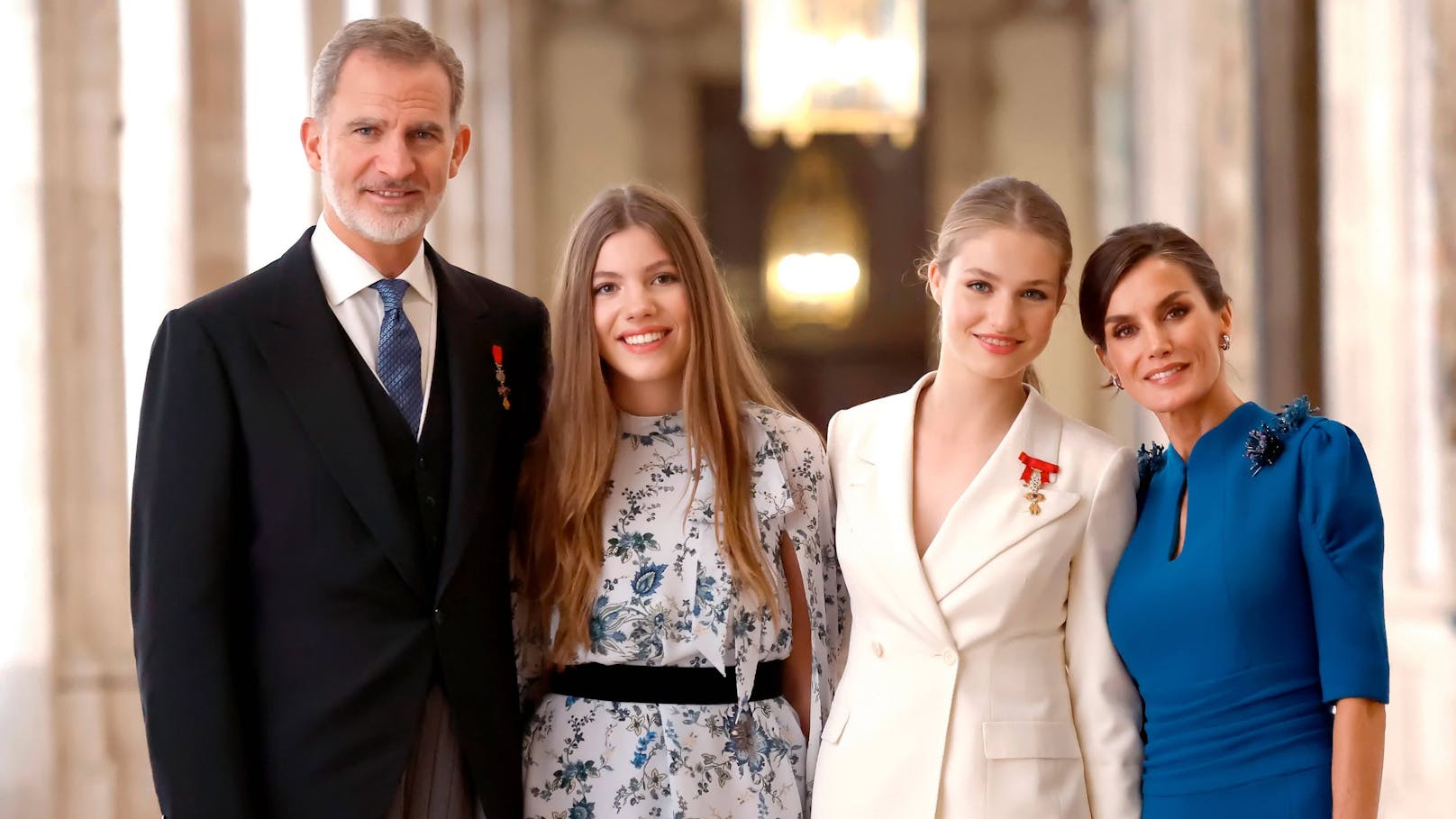 Königin Letizia mit Ehemann König Felipe, Tochter Prinzessin Sofia und Prinzessin Leonora (v.l.n.r.)