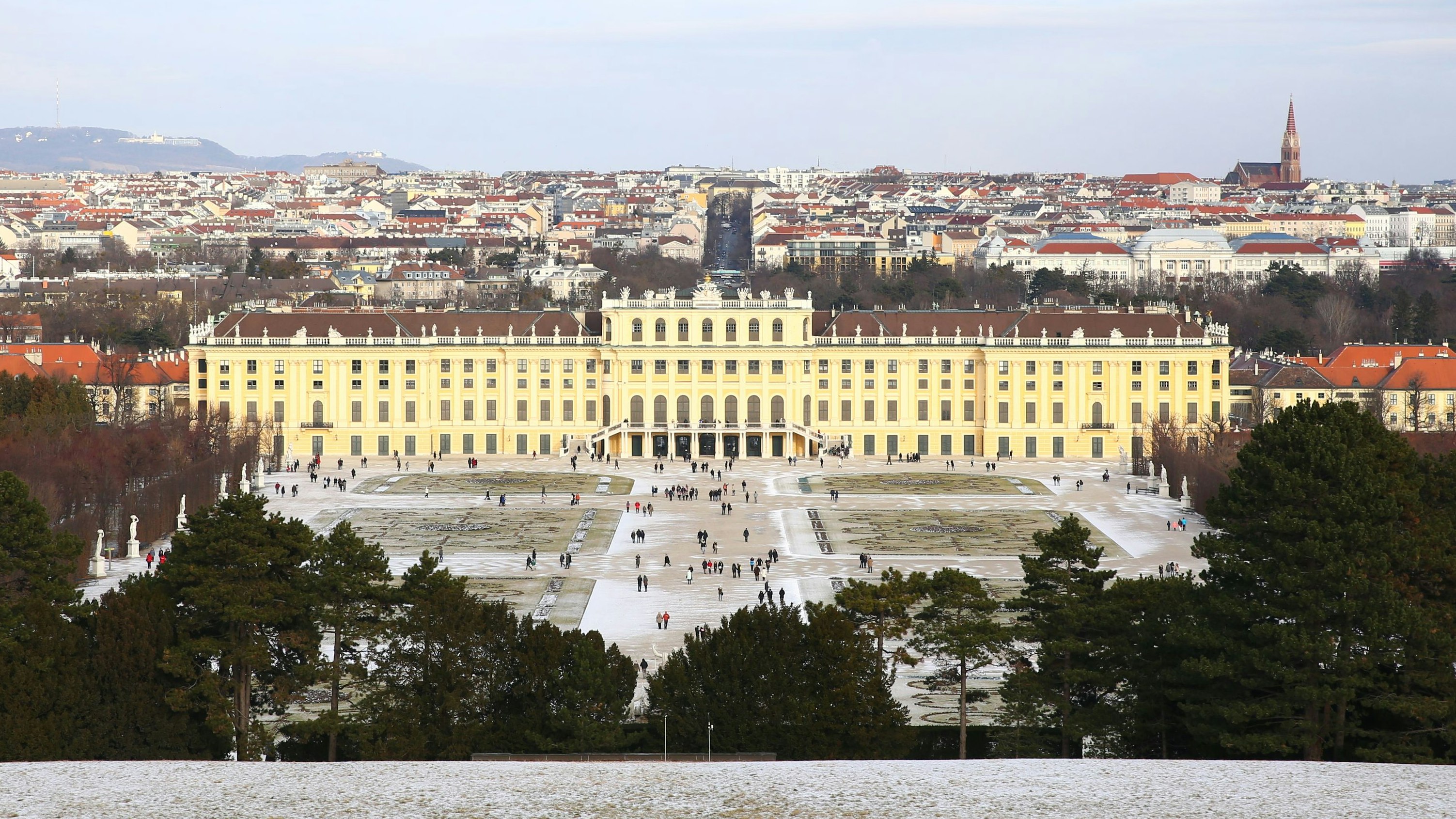 Dem Schloss Schönbrunn droht der Abverkauf – wer will es haben?