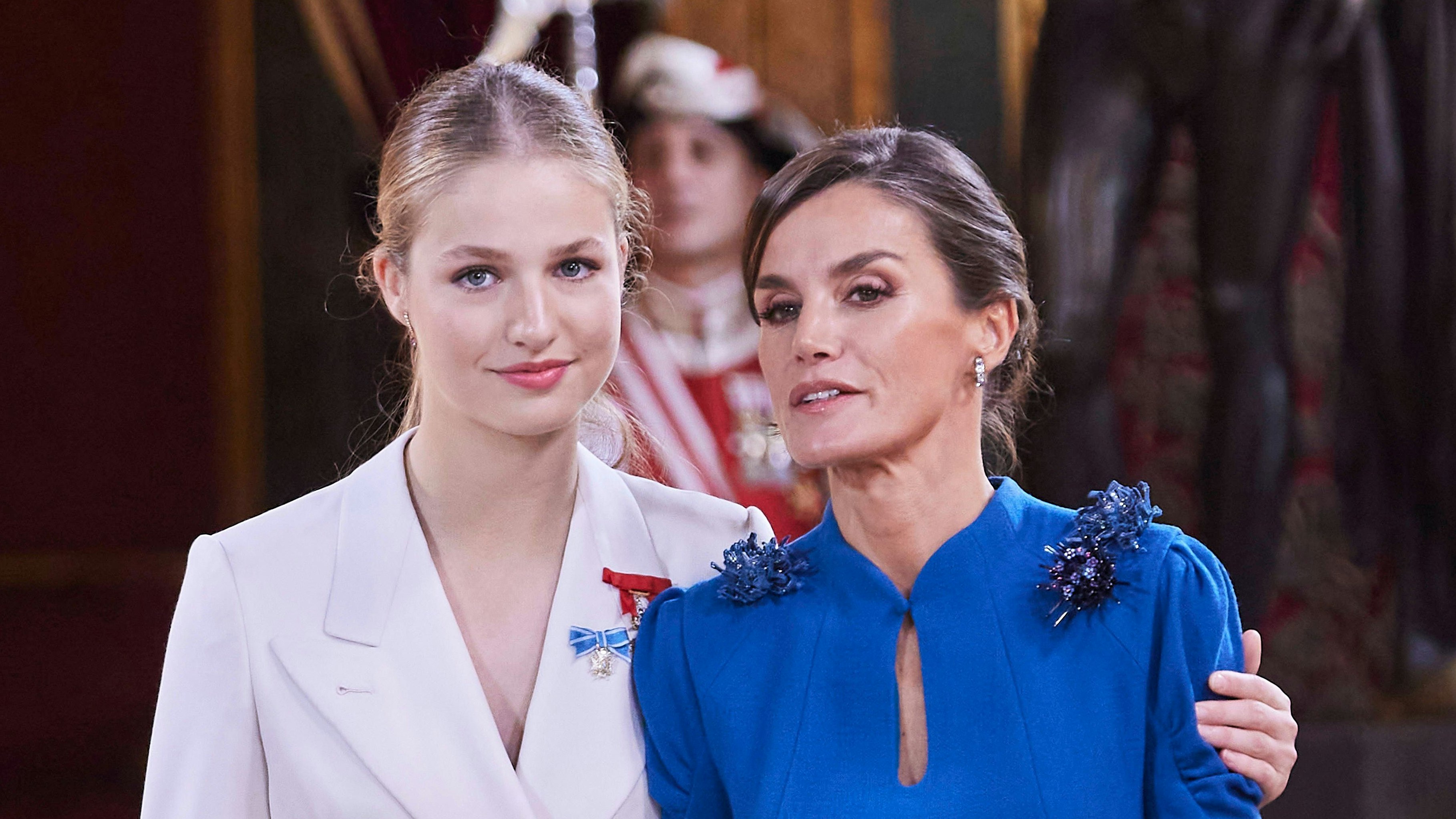 Königin Letizia soll durch die Eizellspende ihrer Schwester Erika mit ihren Töchtern schwanger geworden sein.